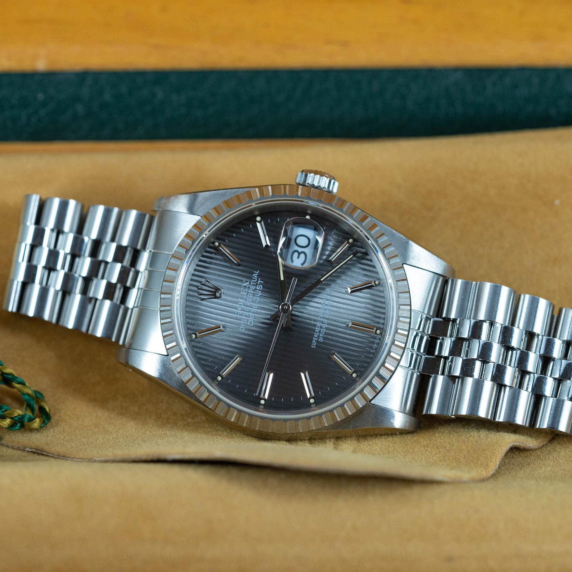 Rolex_Datejust_16220-3.jpg