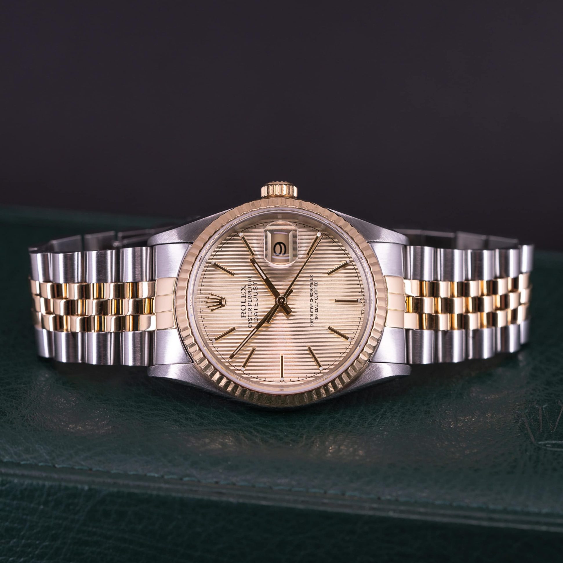 Rolex_Datejust_16233_Tapestry_1991-3.jpg