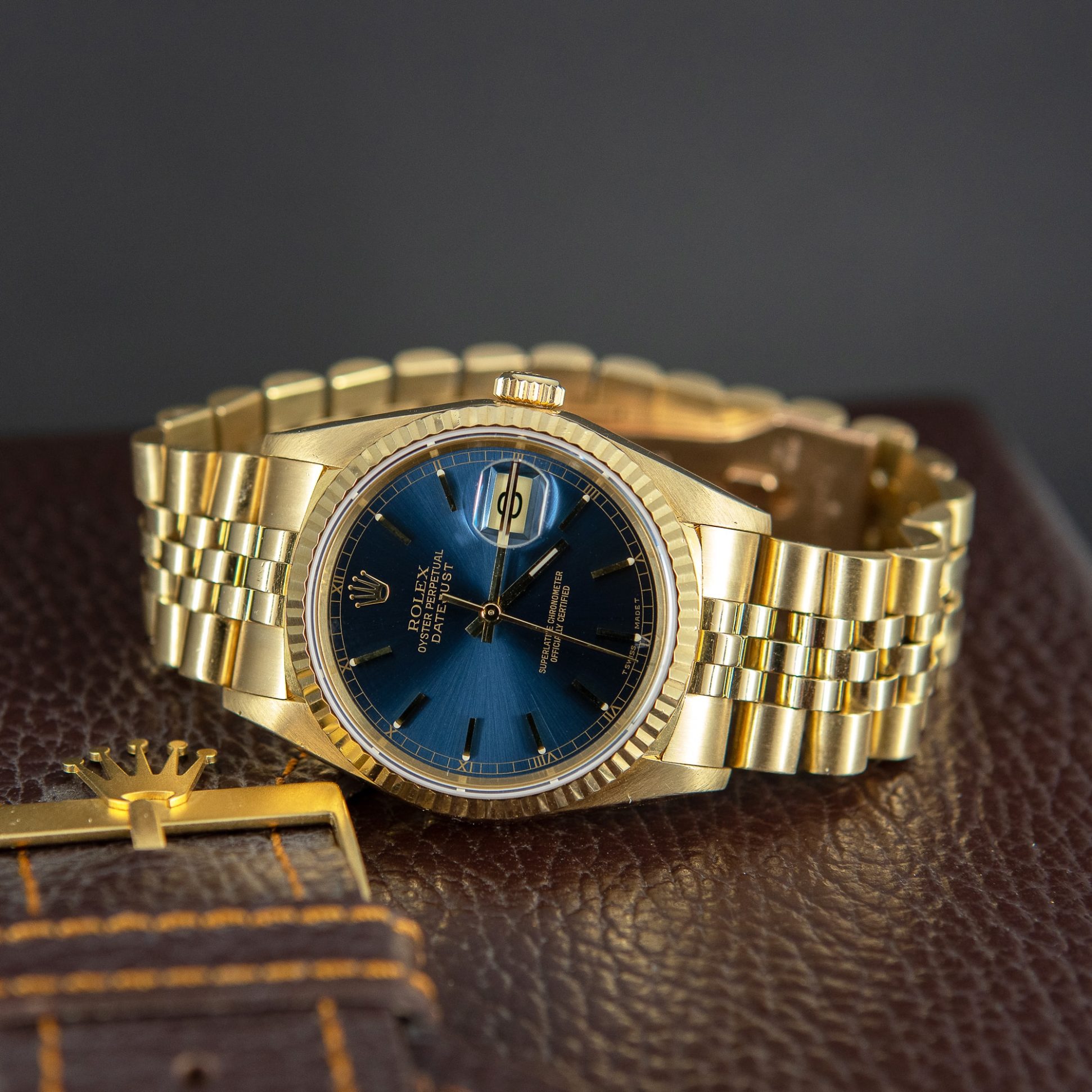 Rolex_Datejust_18k_16238-8.jpg