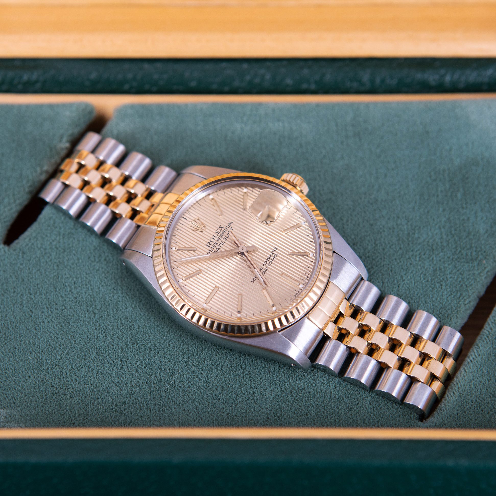 Rolex_Datejust_Tapestry_16013_1984.jpg