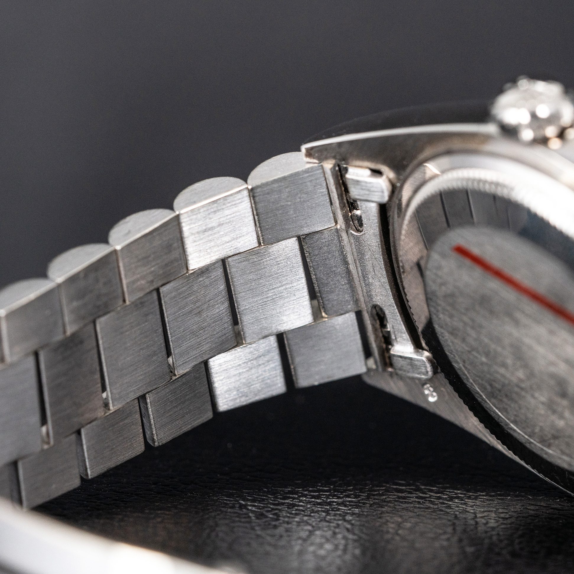 Rolex_Day-Date_1803_1977-8-1.jpg