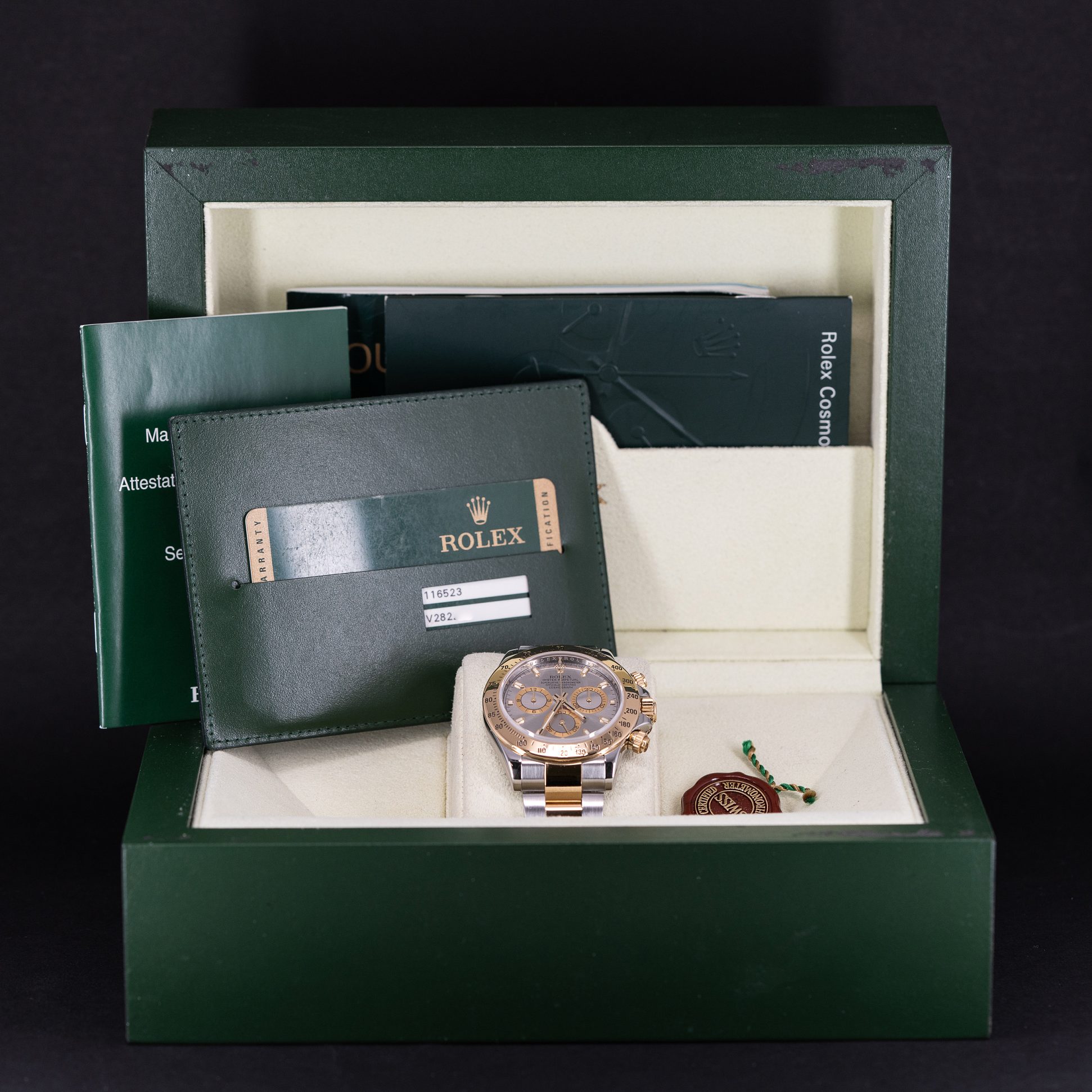 Rolex_Daytona_116523_2011.jpg