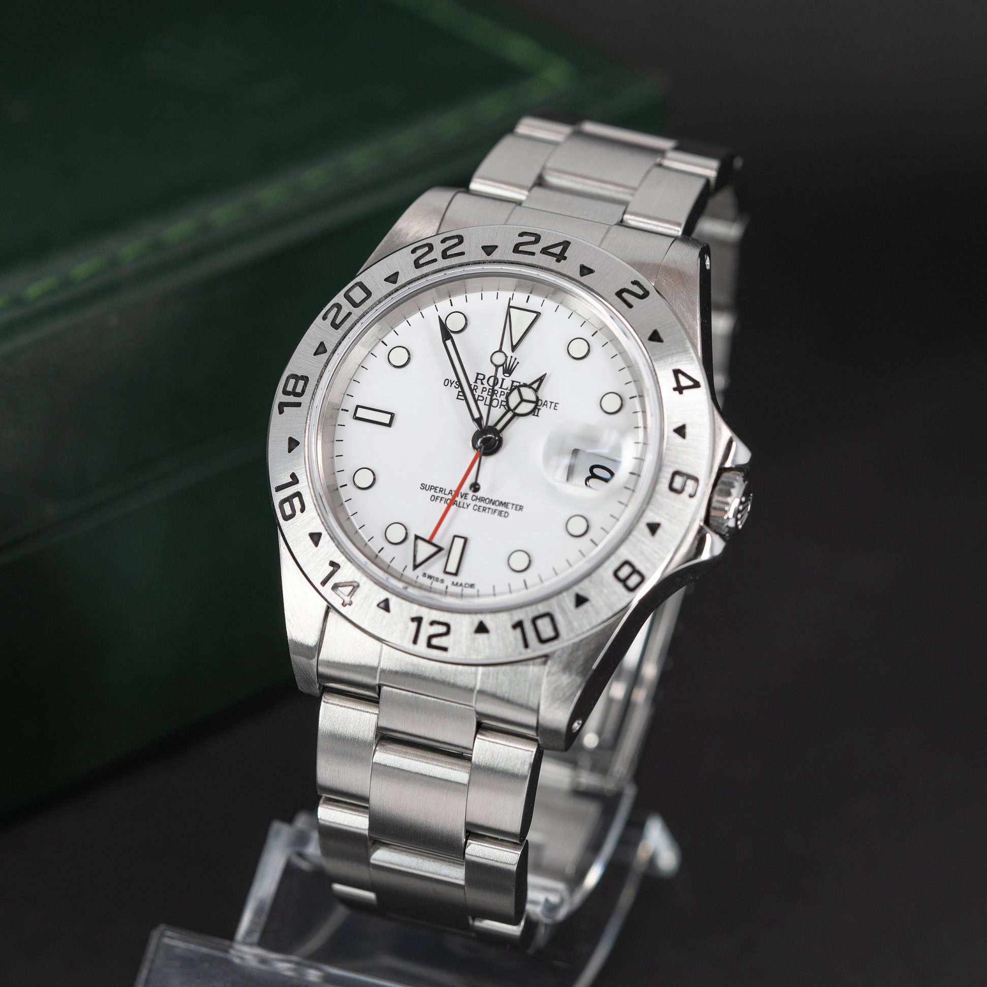 Rolex_Explorer-II_16570_1999-2-1.jpg