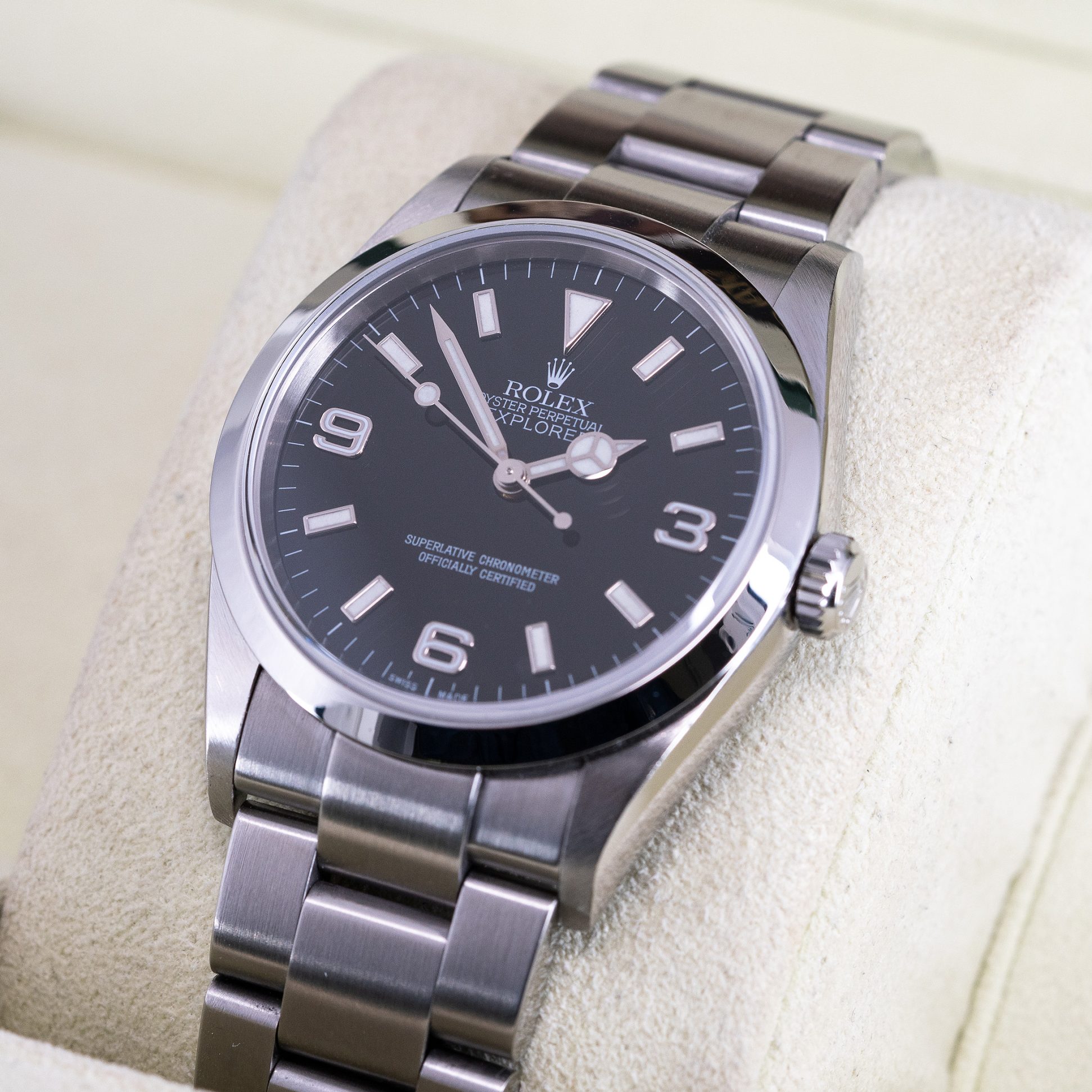 Rolex_Explorer_114270_2001-4.jpg