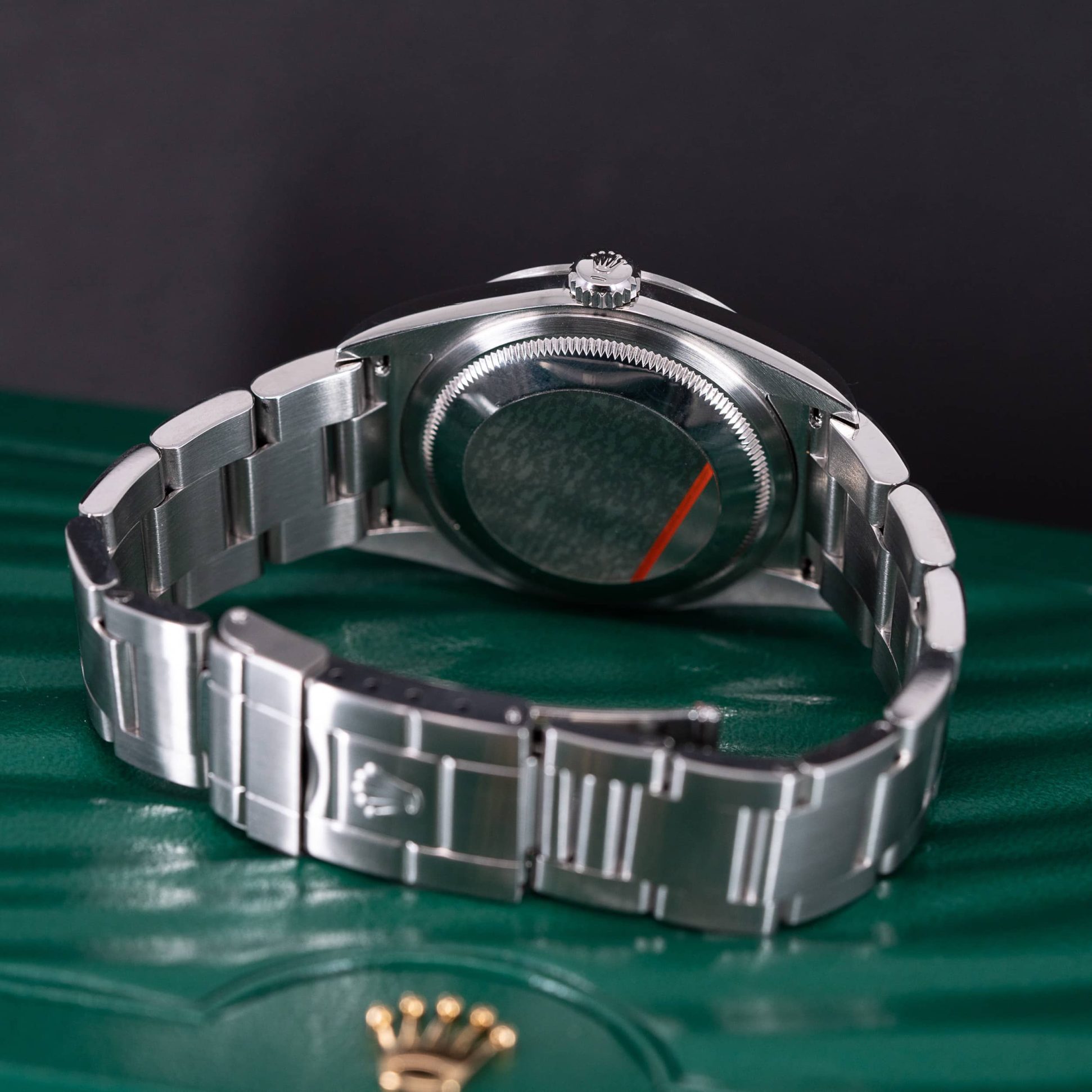 Rolex_Explorer_114270_2008-5.jpg
