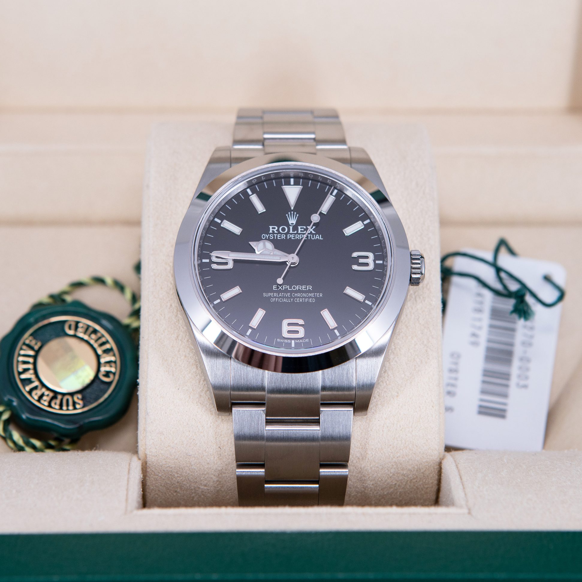 Rolex_Explorer_39_214270_2017-2.jpg