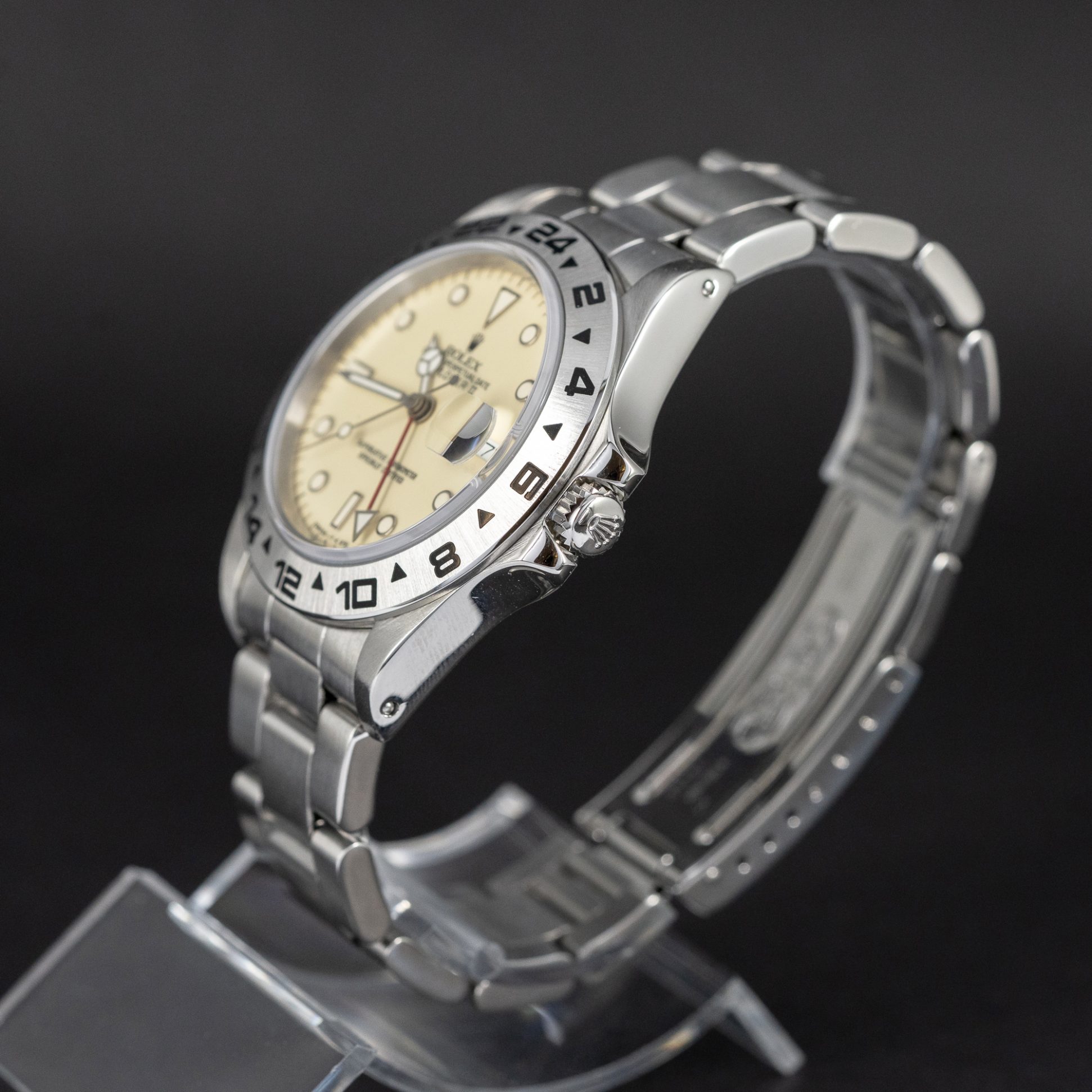 Rolex_Explorer_II_16550_1986-5-2.jpg