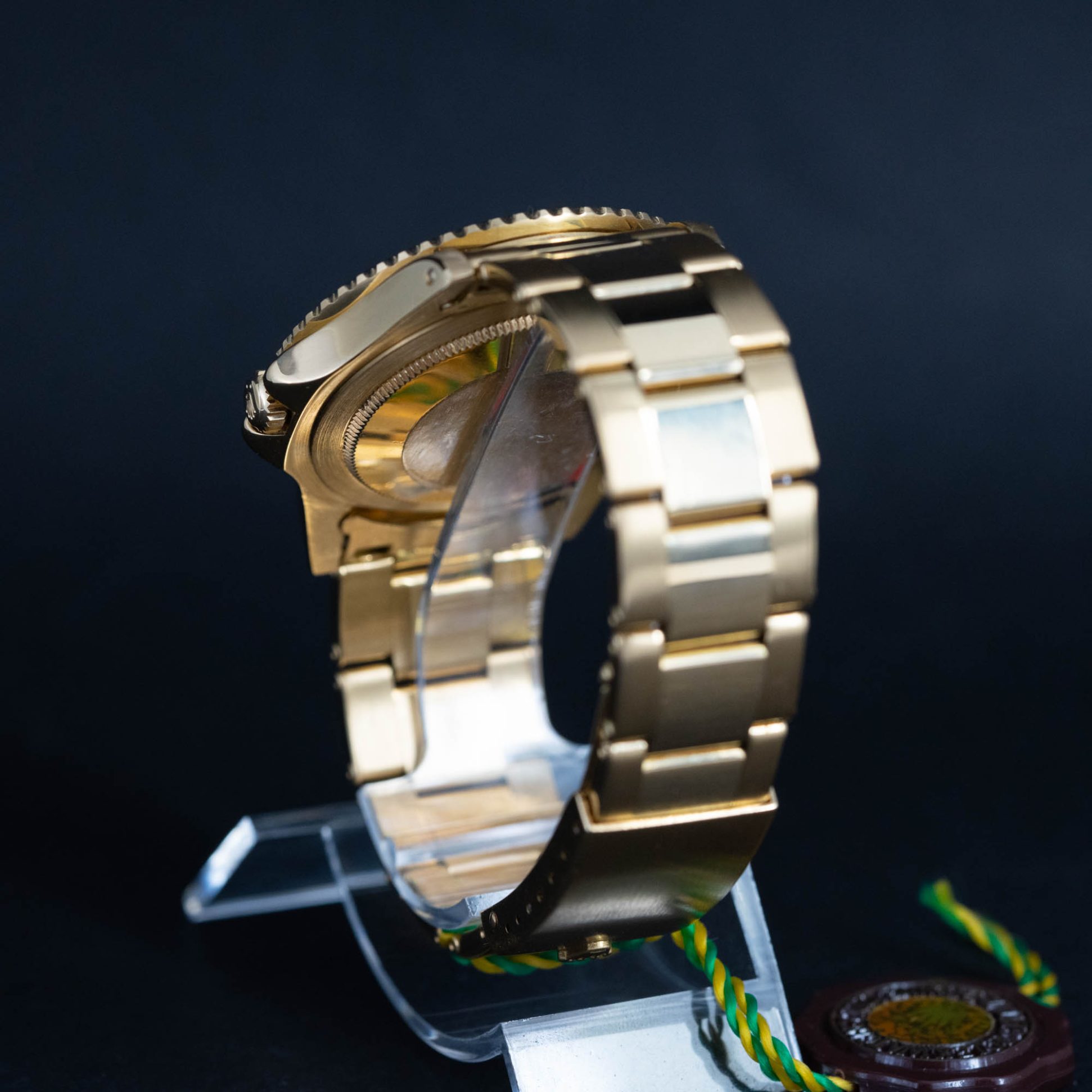 Rolex_GMT-Master_1675_18k_1973-11.jpg