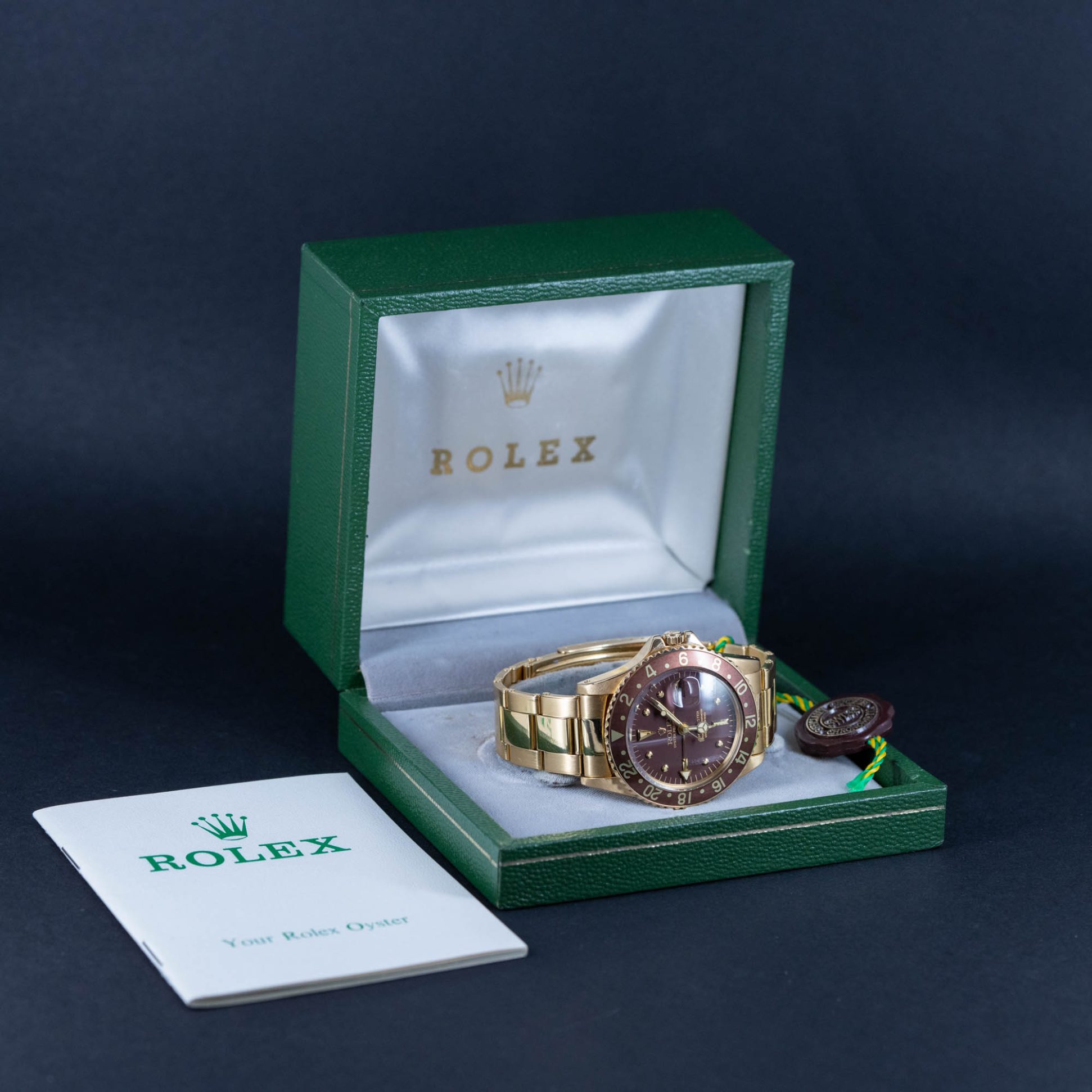 Rolex_GMT-Master_1675_18k_1973.jpg