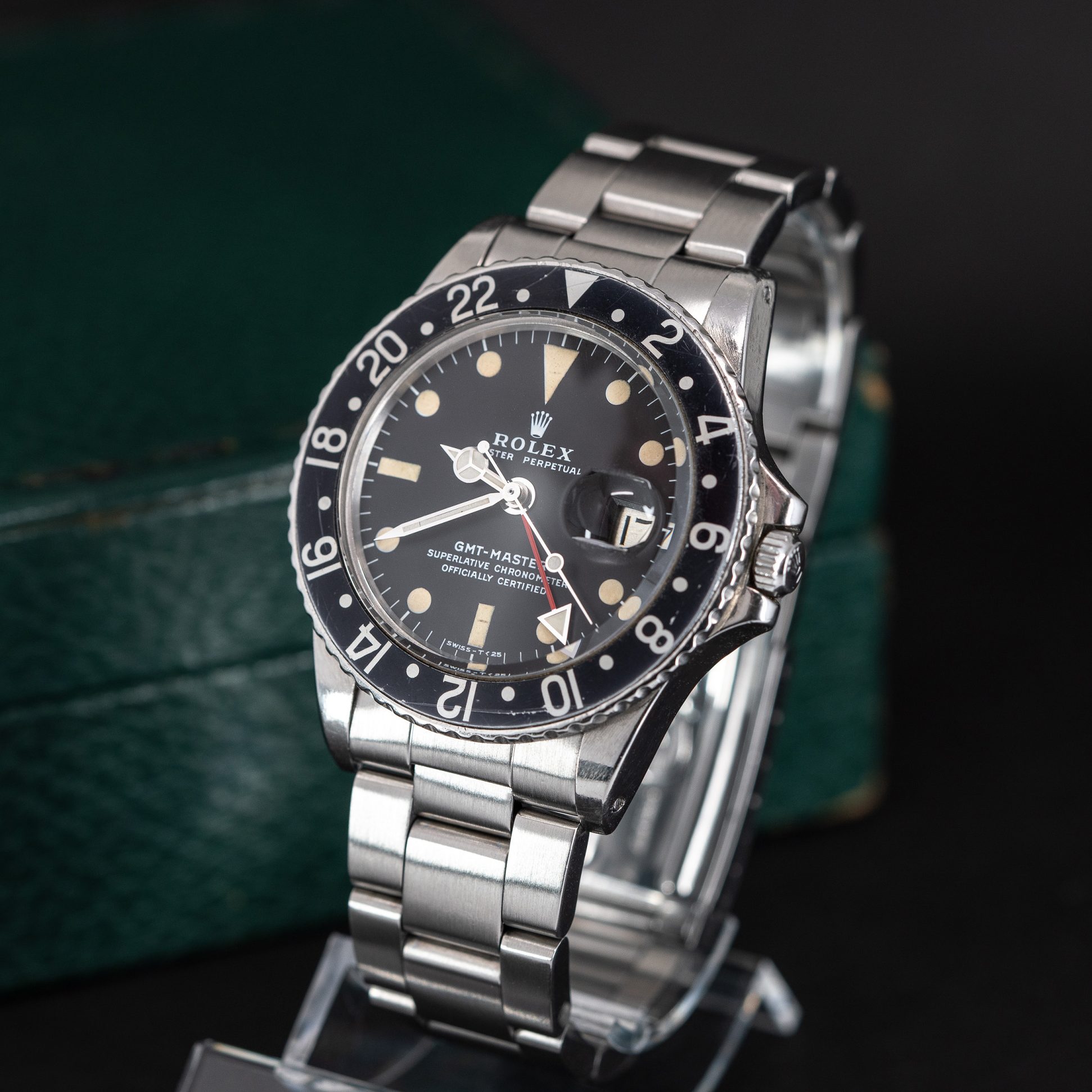 Rolex_GMT-Master_1675_1977_musta-8.jpg