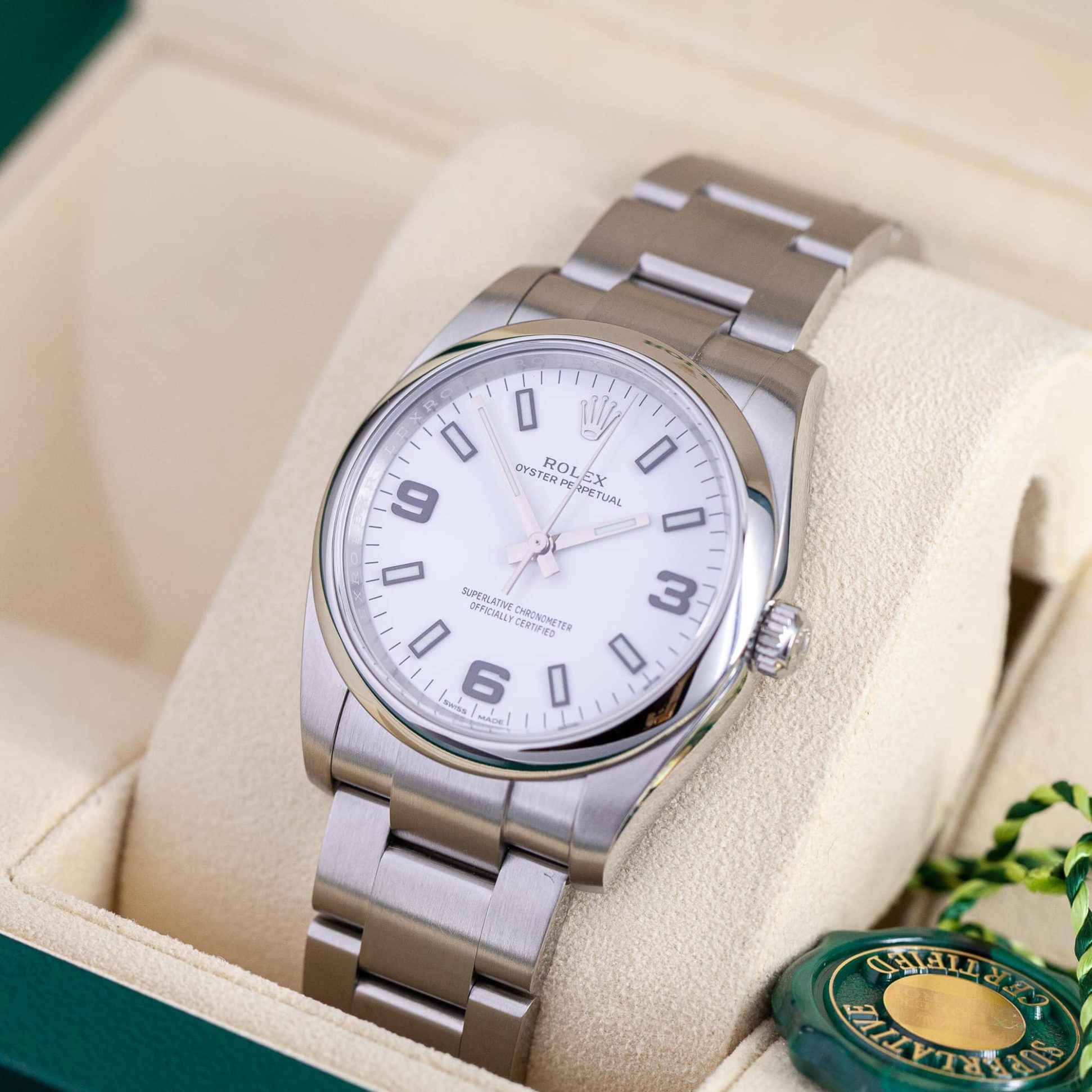 Rolex_Oyster_Perpetual-3.jpg