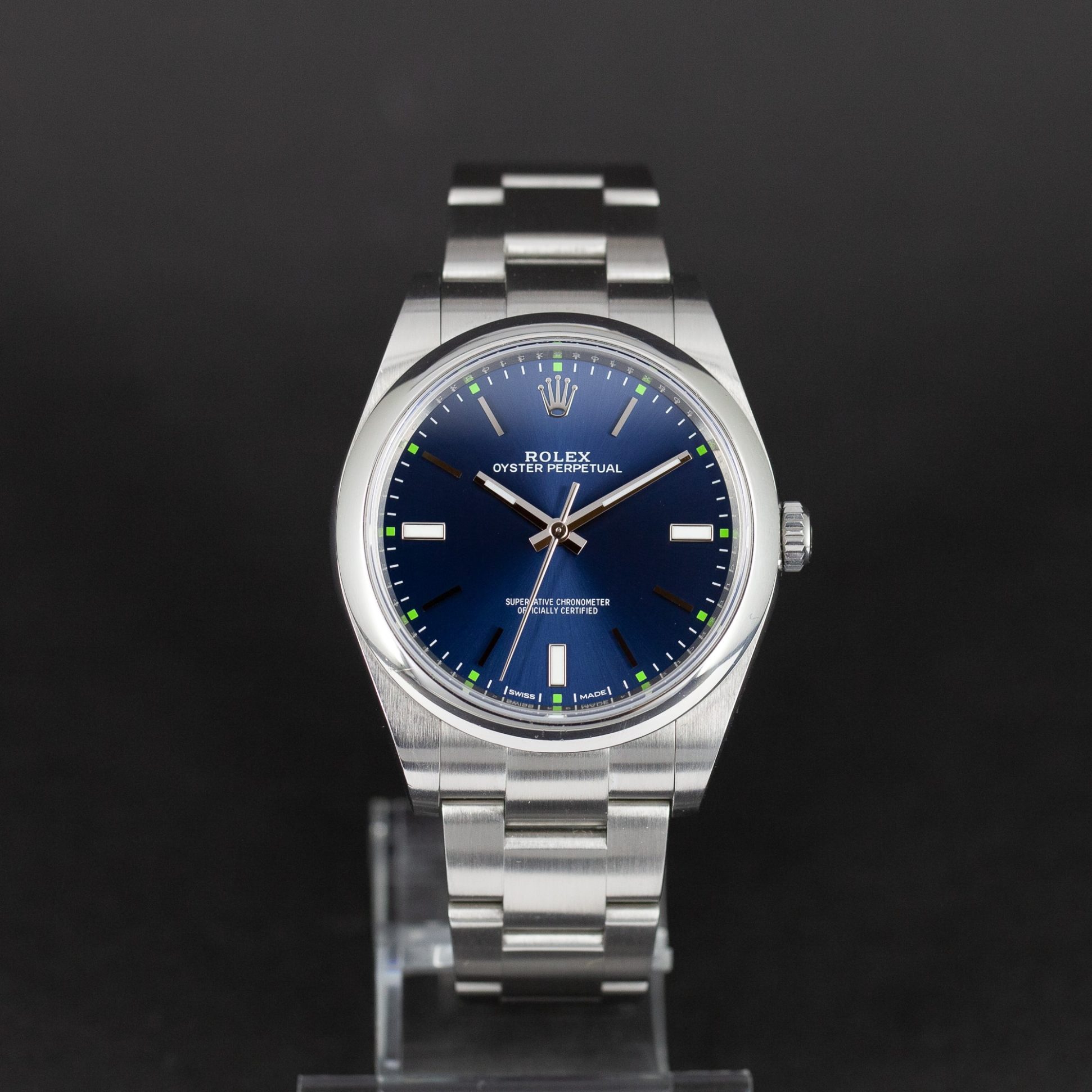 Rolex_Oyster_Perpetual_114300-1.jpg