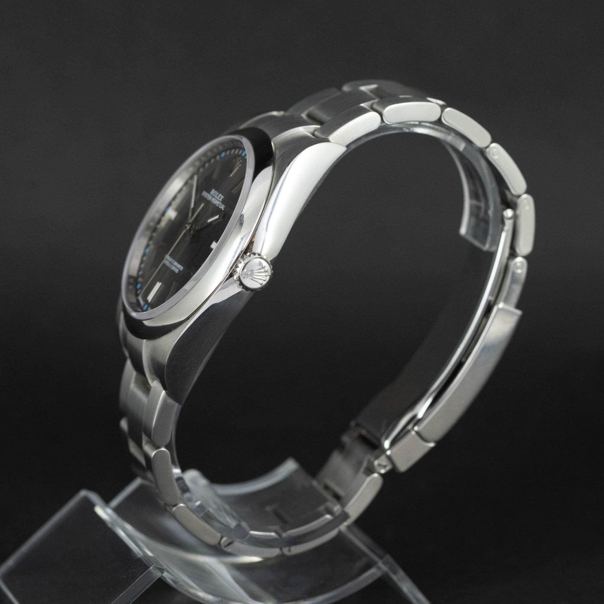 Rolex_Oyster_Perpetual_114300_2017-6.jpg