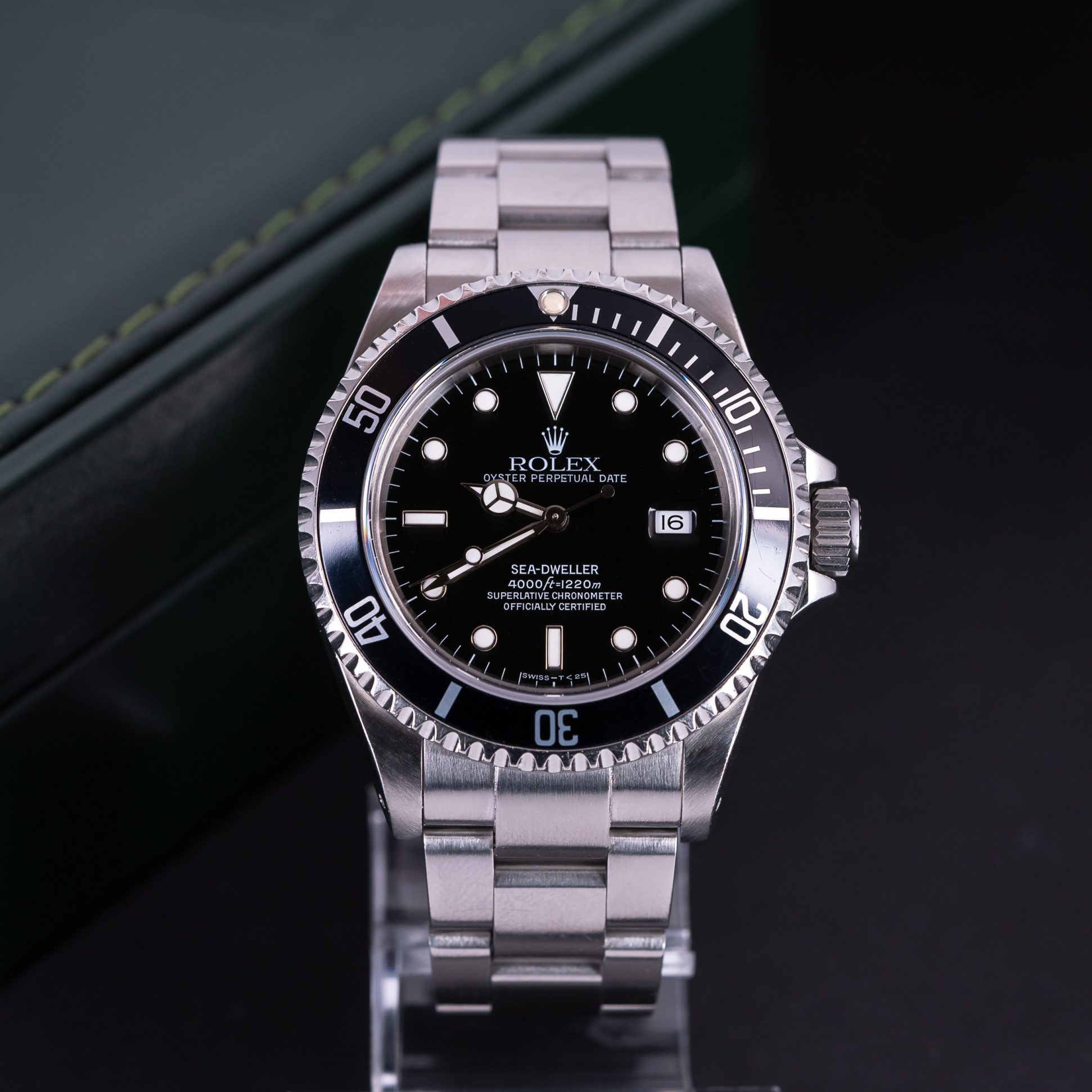 Rolex_Sea-Dweller_16600_1997-7.jpg