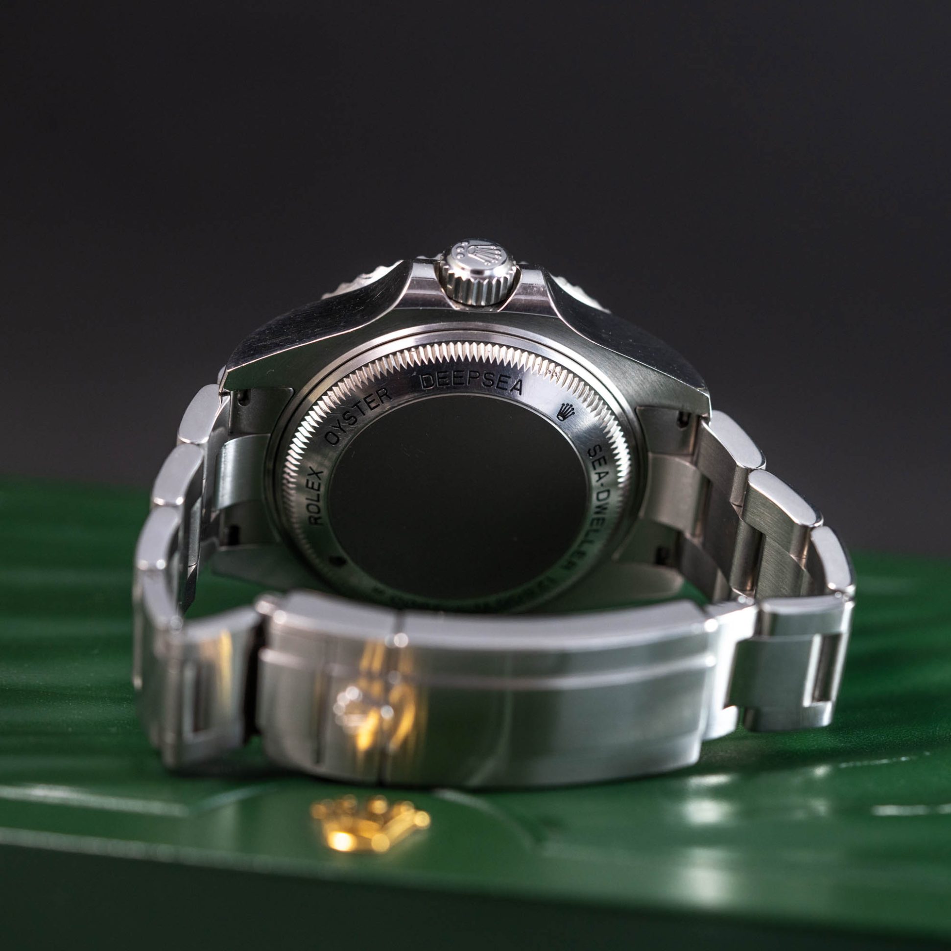 Rolex_Sea-Dweller_Deep-Sea_2011-5.jpg