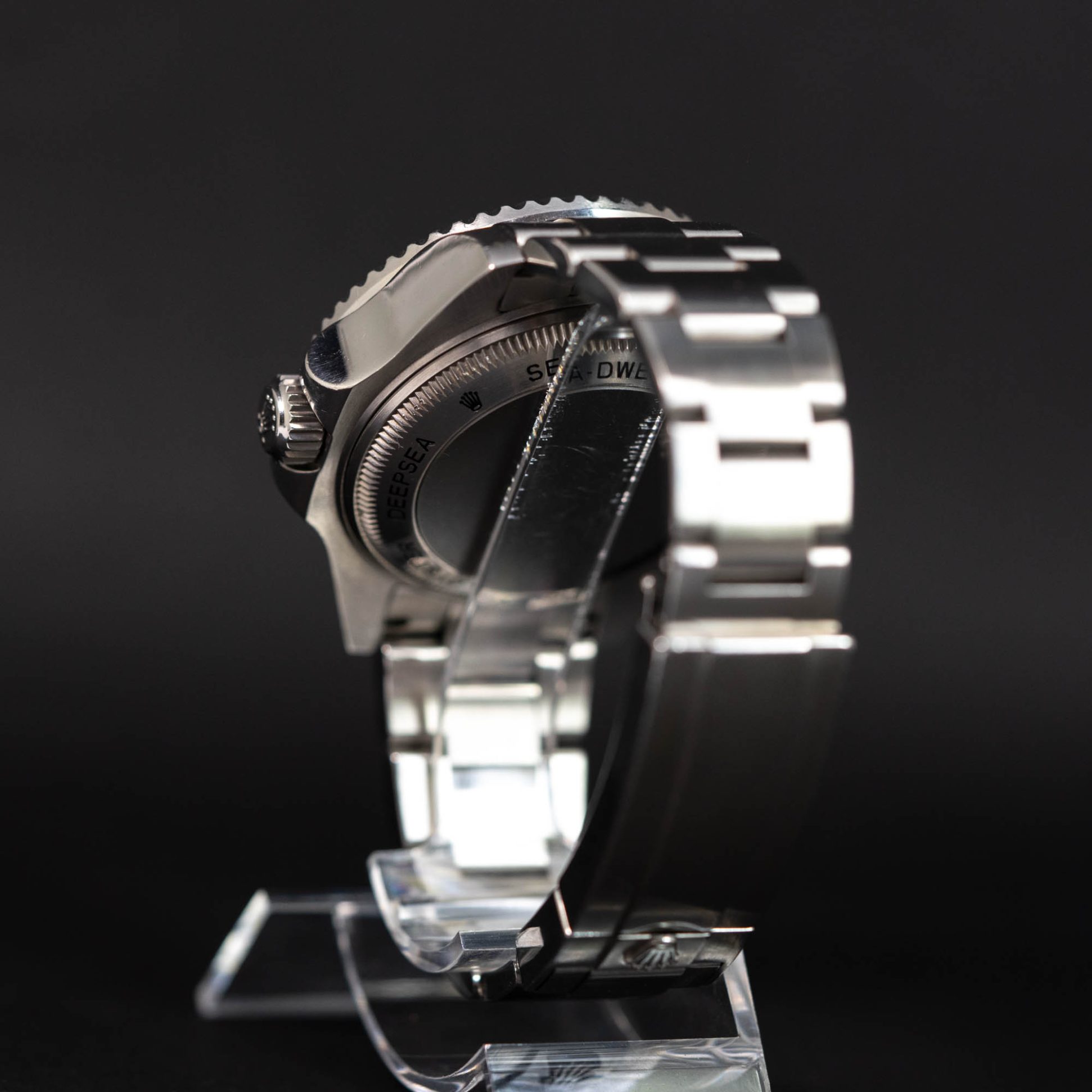Rolex_Sea-Dweller_Deep-Sea_2011-8.jpg