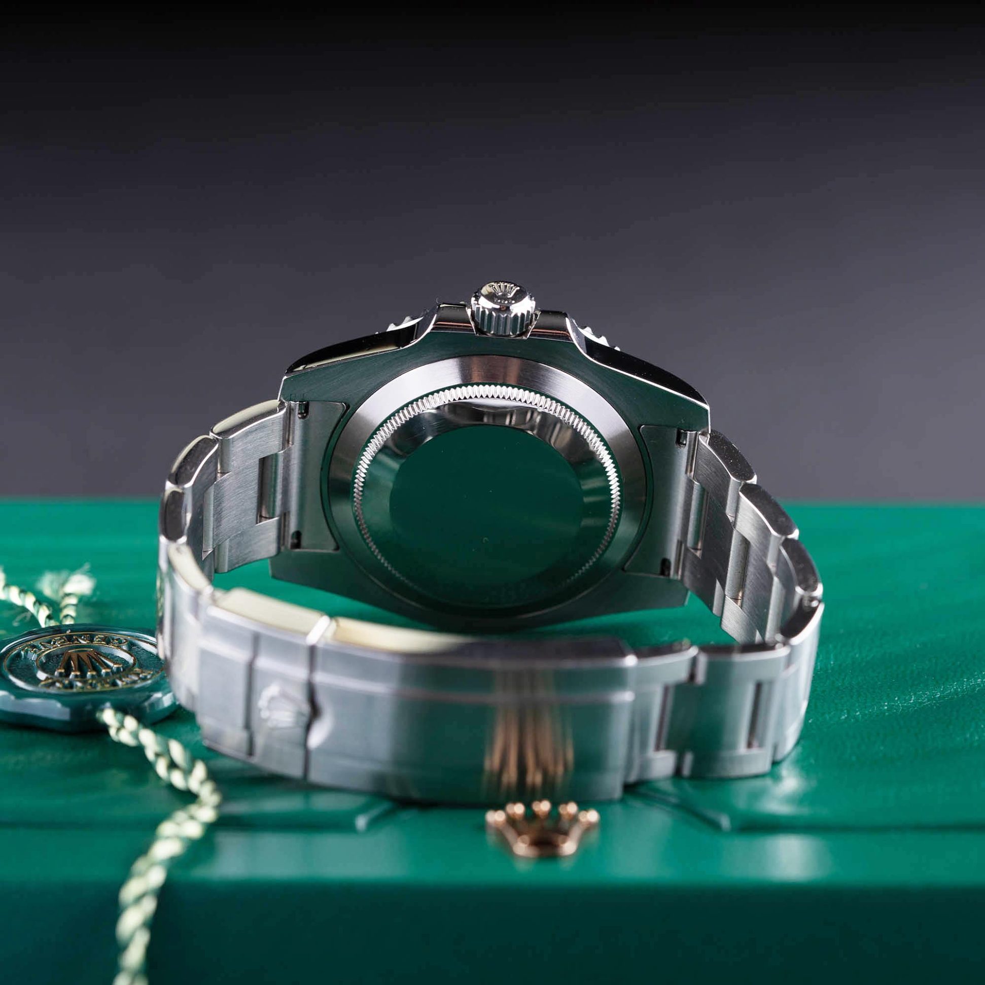 Rolex_Submariner_116610LV_2014-5-1.jpg