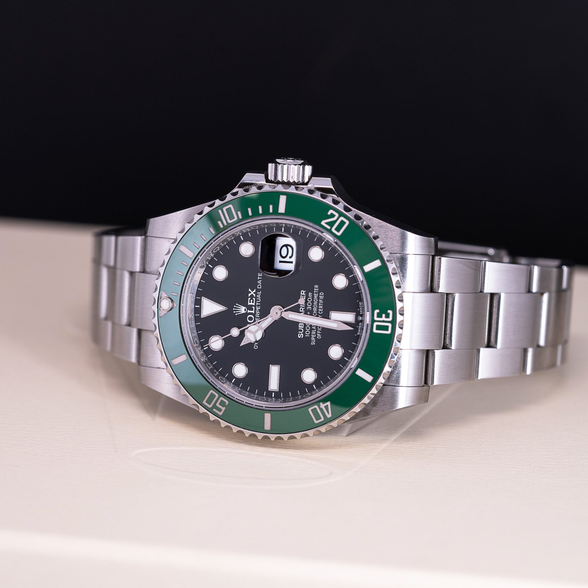 Rolex_Submariner_126610LV_2021-4.jpg