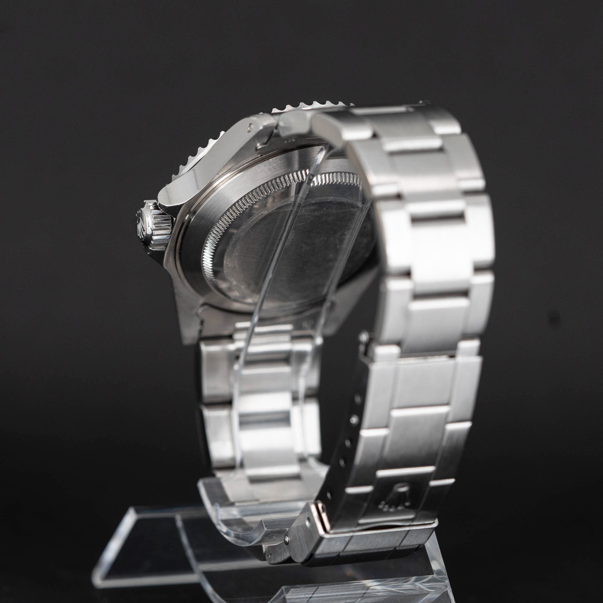 Rolex_Submariner_14060_2001-4.jpg