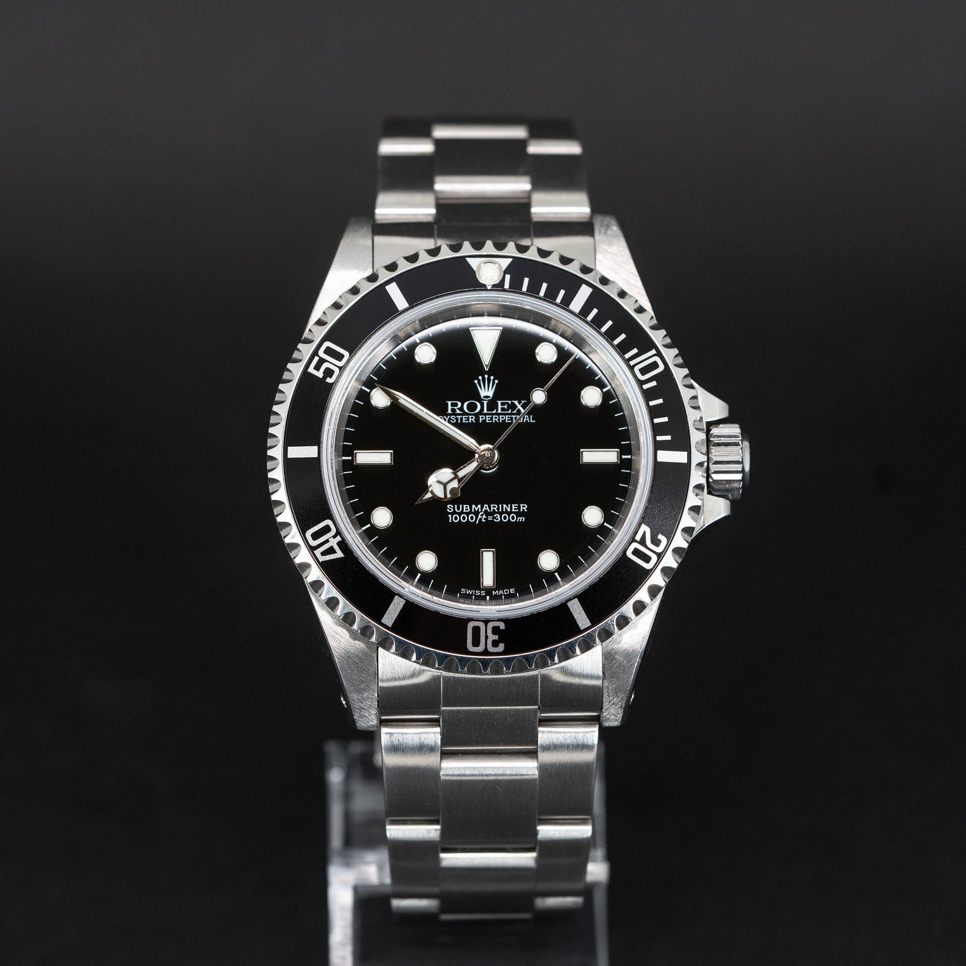 Rolex_Submariner_14060_2001.jpg