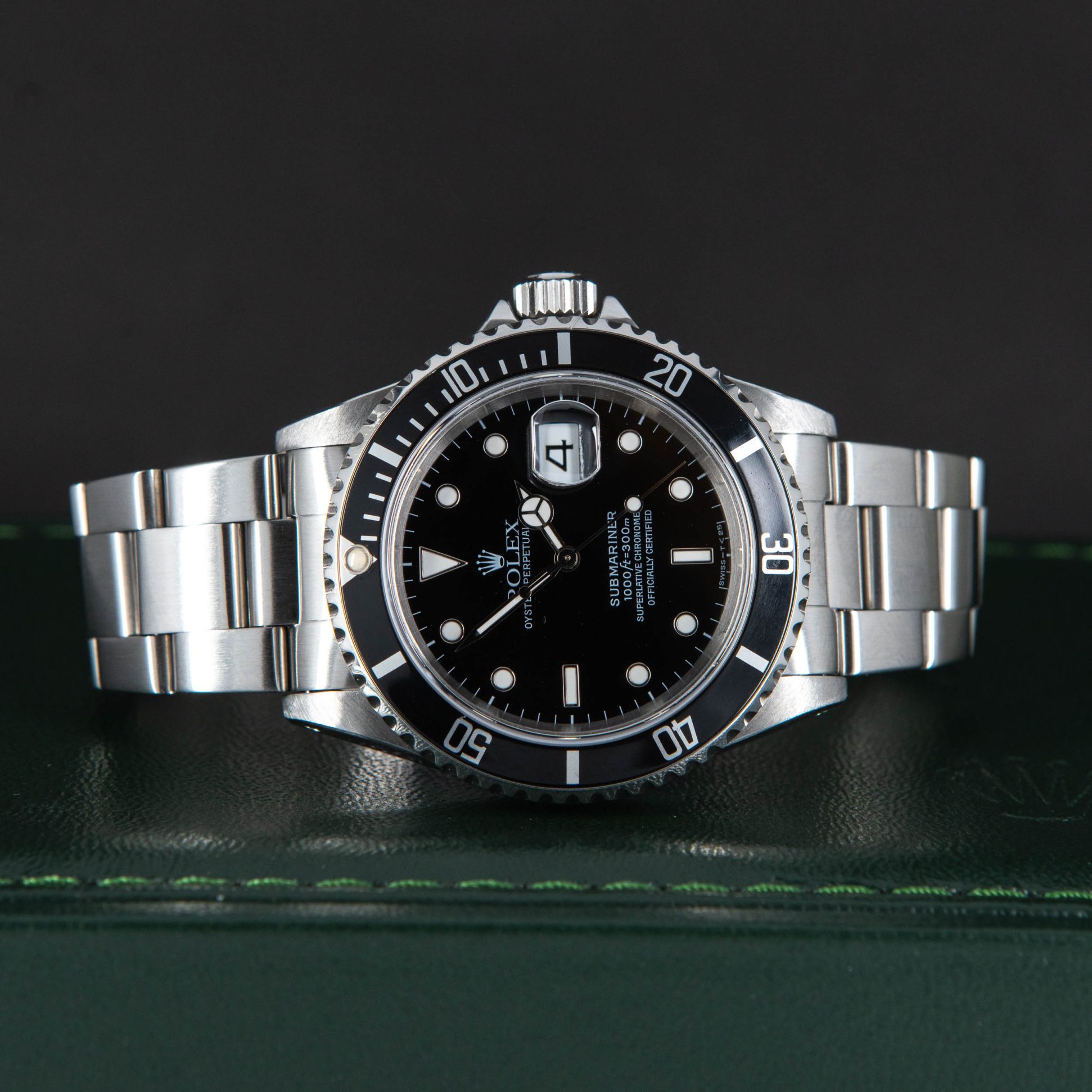 Rolex_Submariner_16610-6.jpg