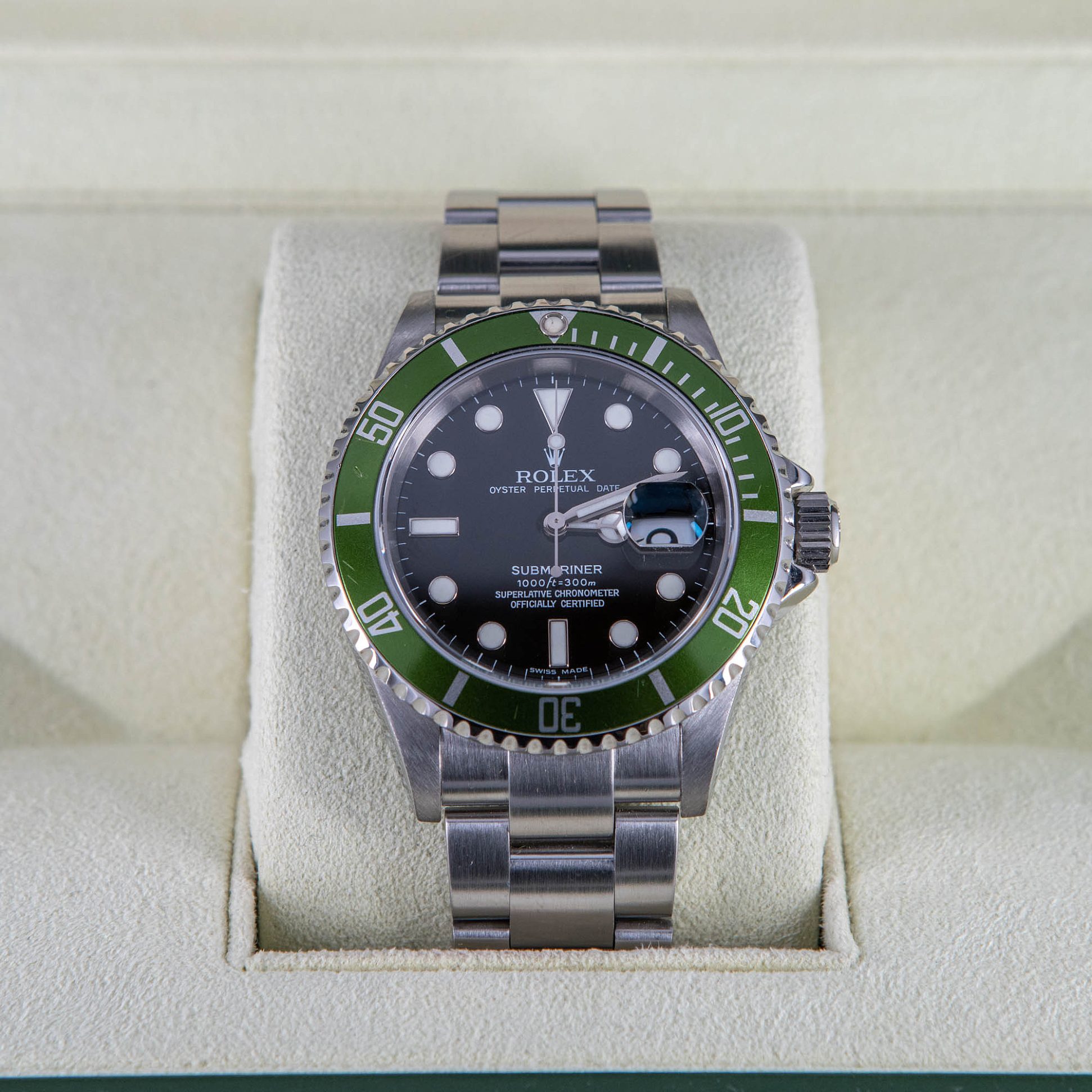 Rolex_Submariner_16610LV_Kermit_2006-2.jpg