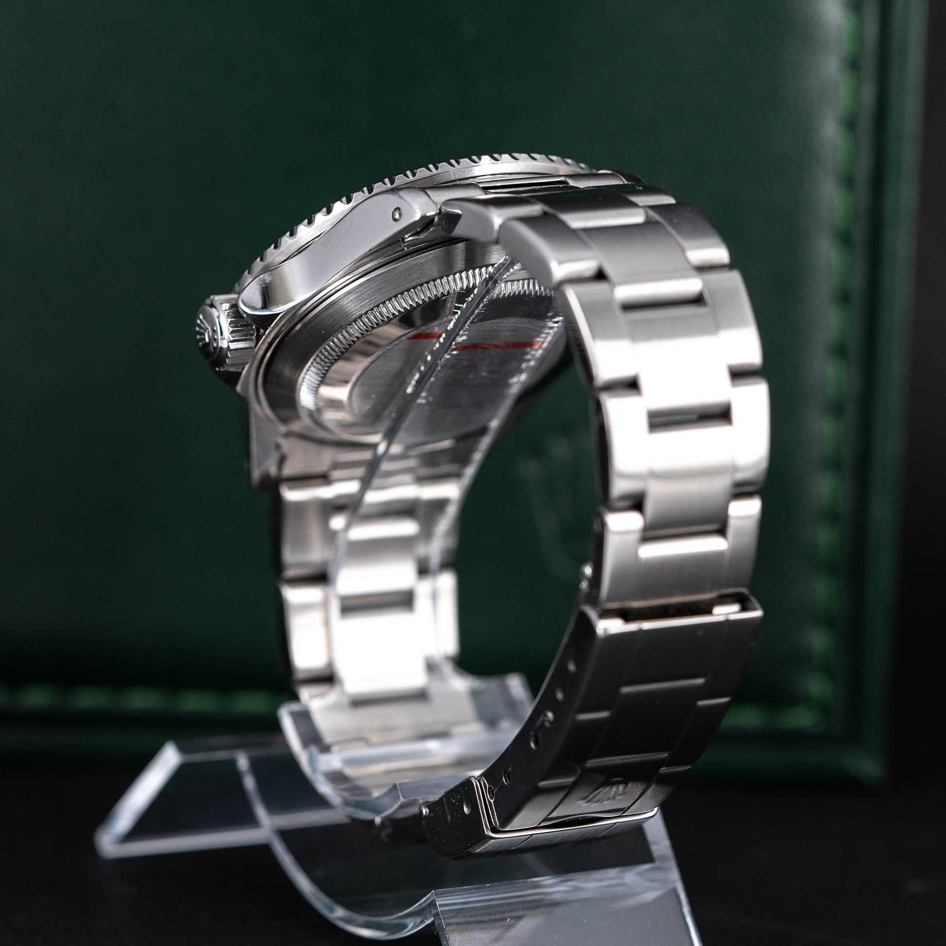 Rolex_Submariner_16610_1996-6.jpg