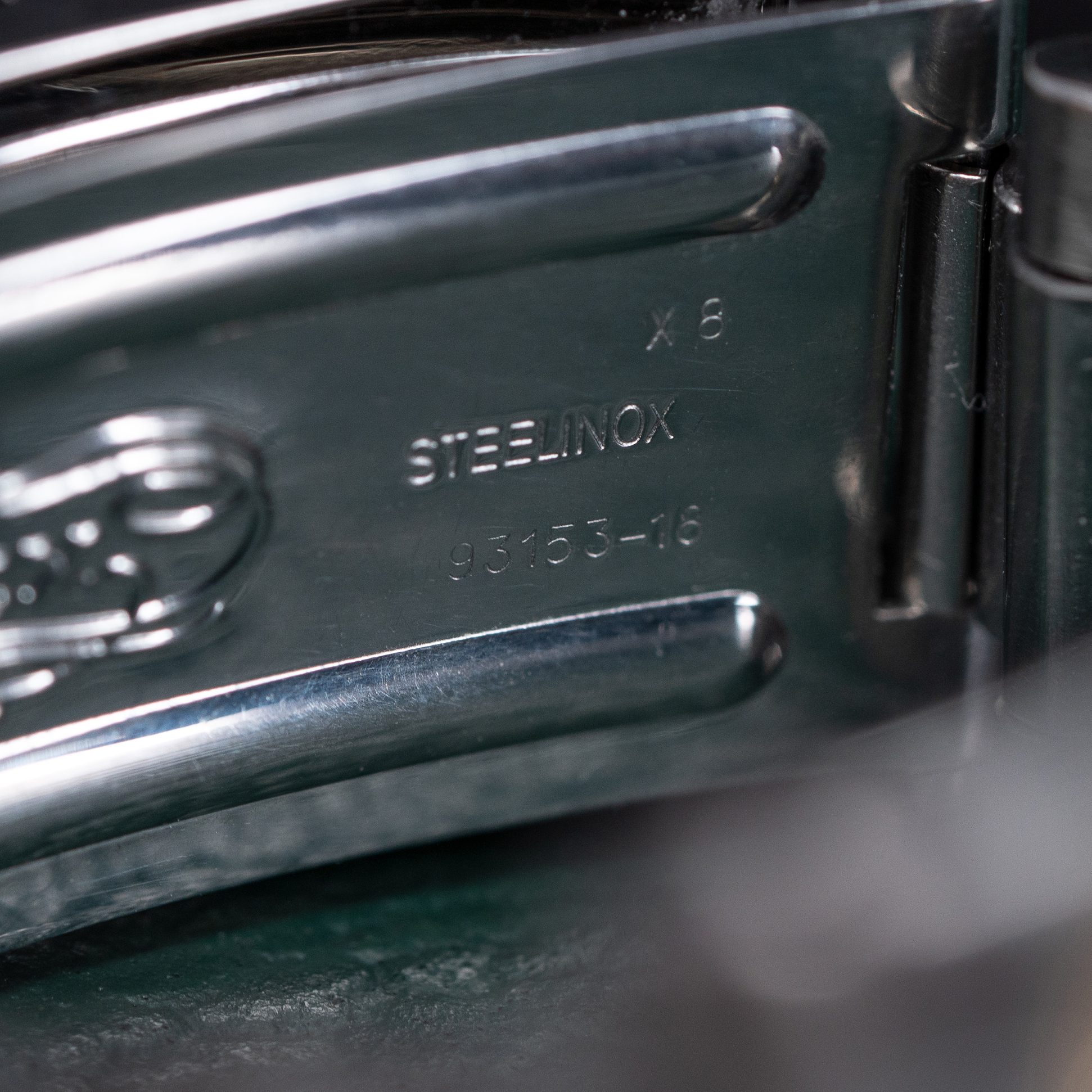 Rolex_Submariner_16613_1998-2000-9.jpg