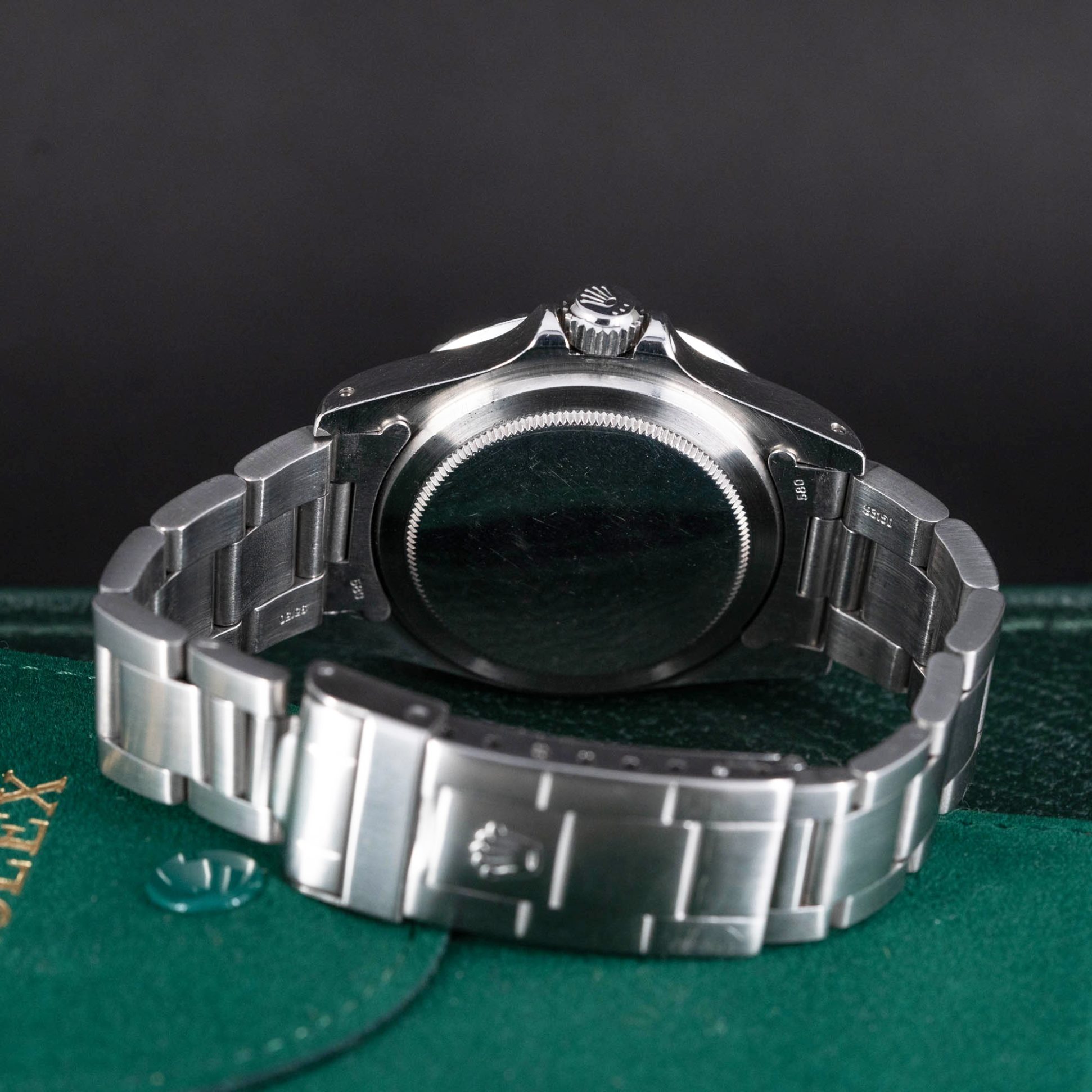 Rolex_Submariner_1680_1977.jpg