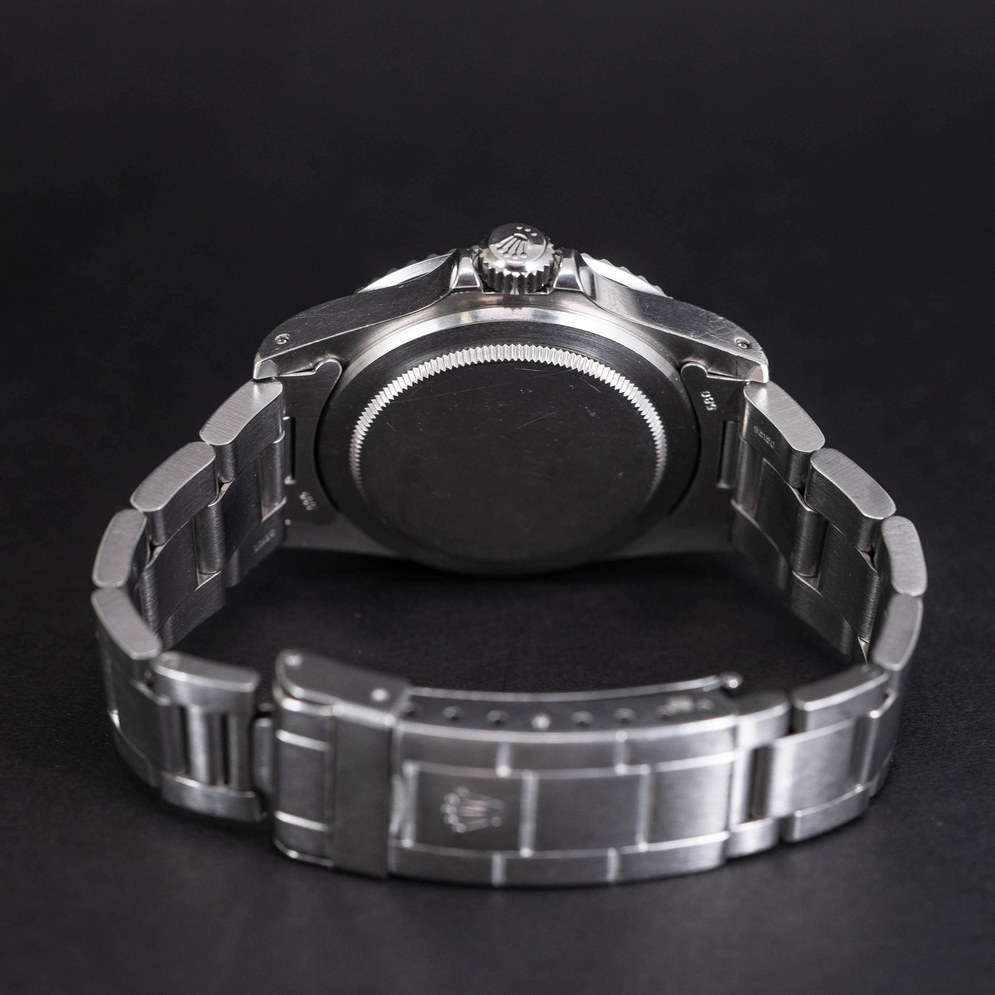 Rolex_Submariner_1680_1979-5.jpg