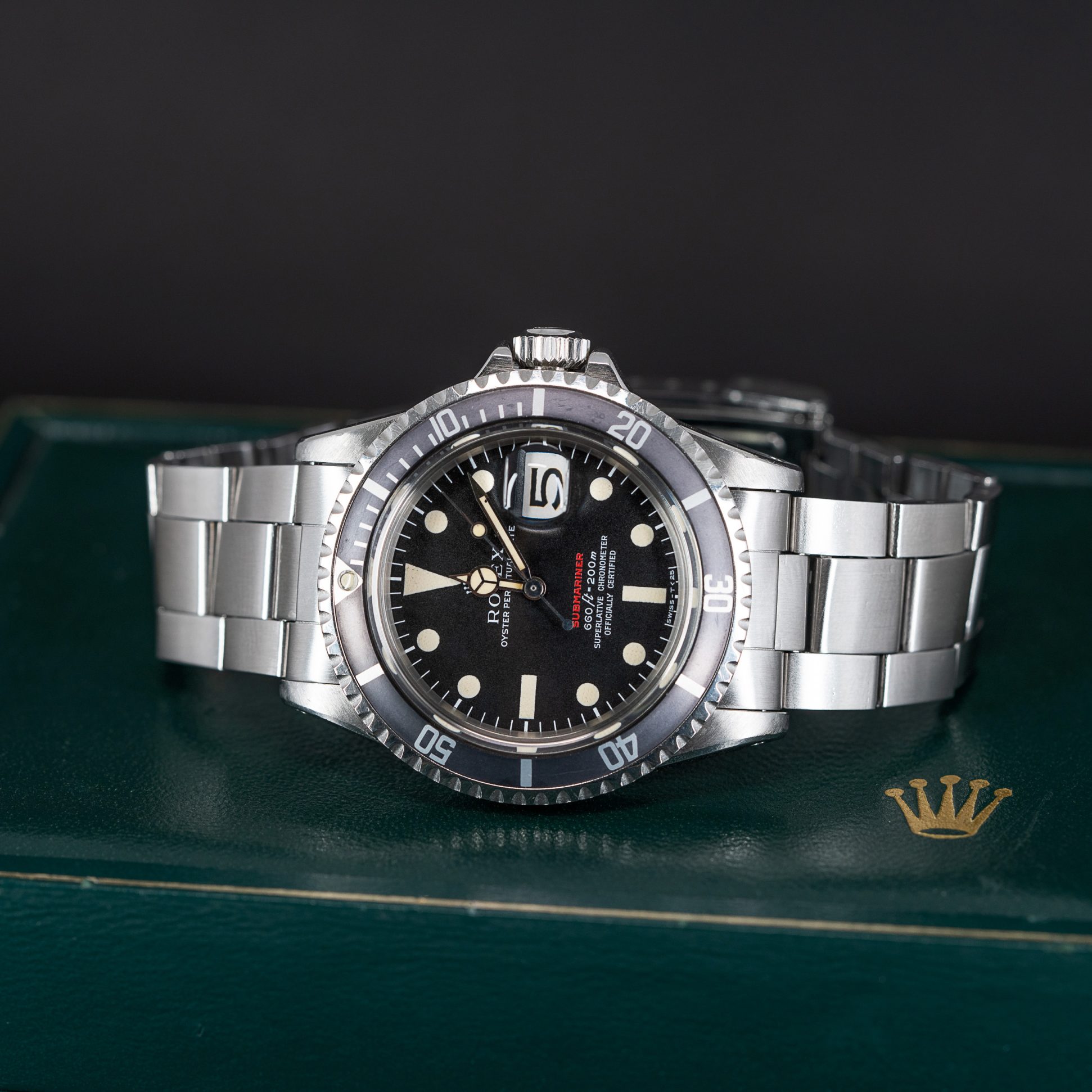 Rolex_Submariner_1680_Red_1973-2.jpg