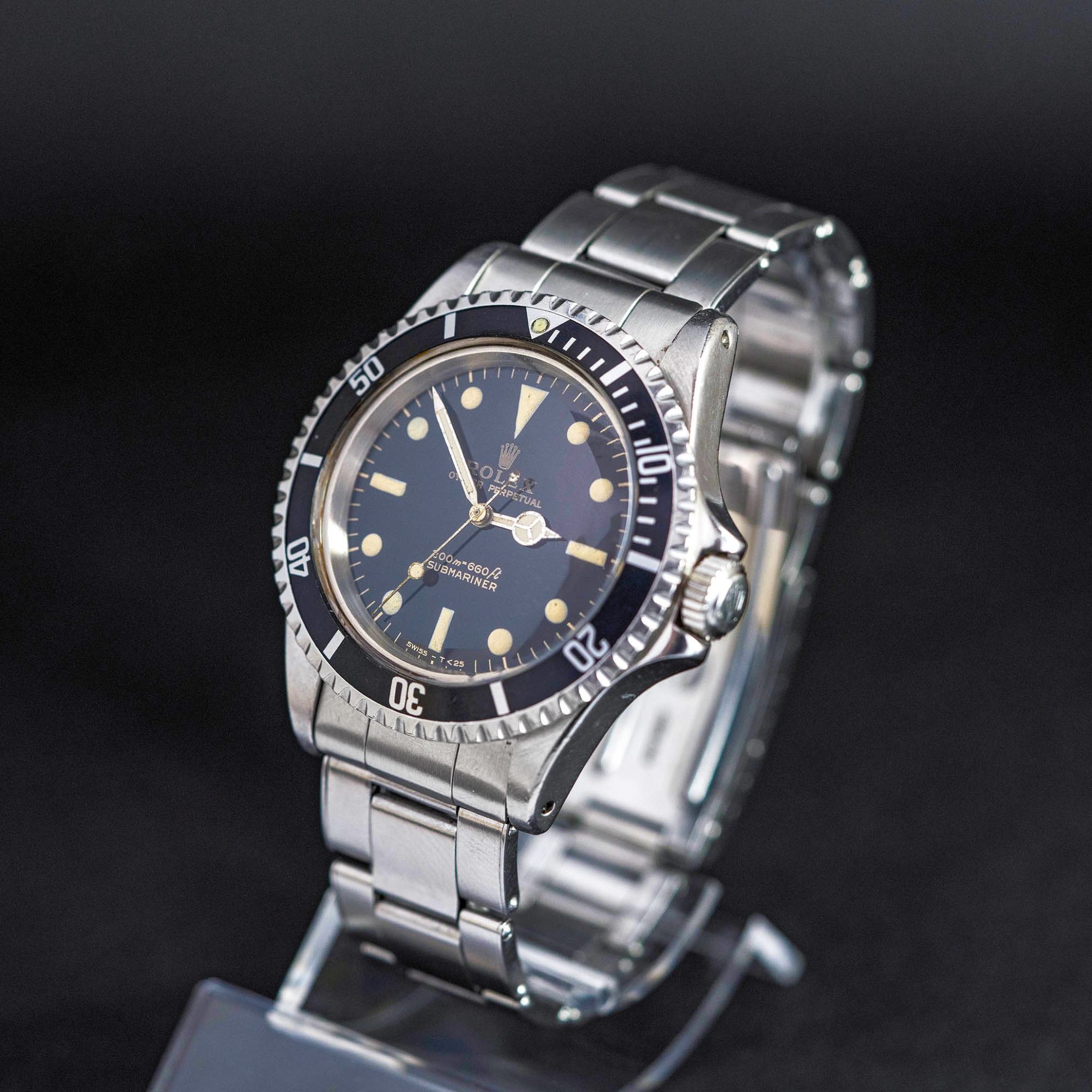 Rolex_Submariner_5513_GILT_1966-4.jpg