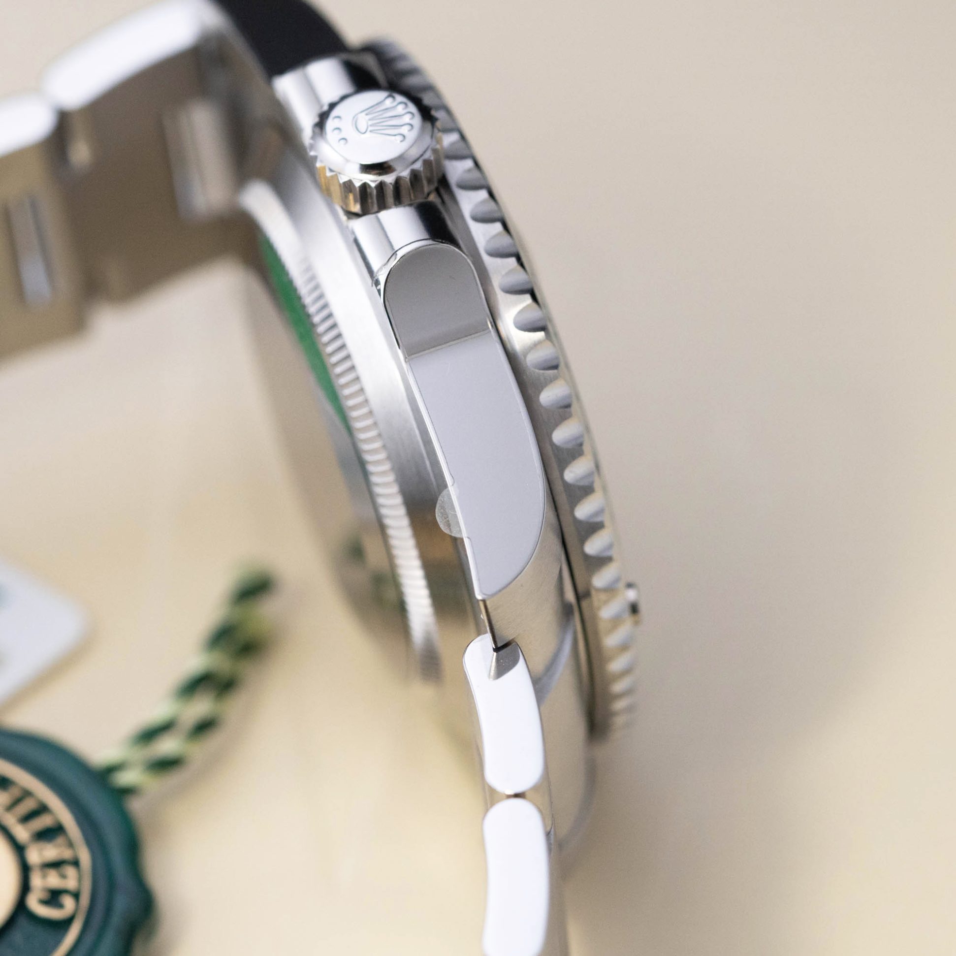 Rolex_Submariner_Hulk_2019_MINT-5.jpg