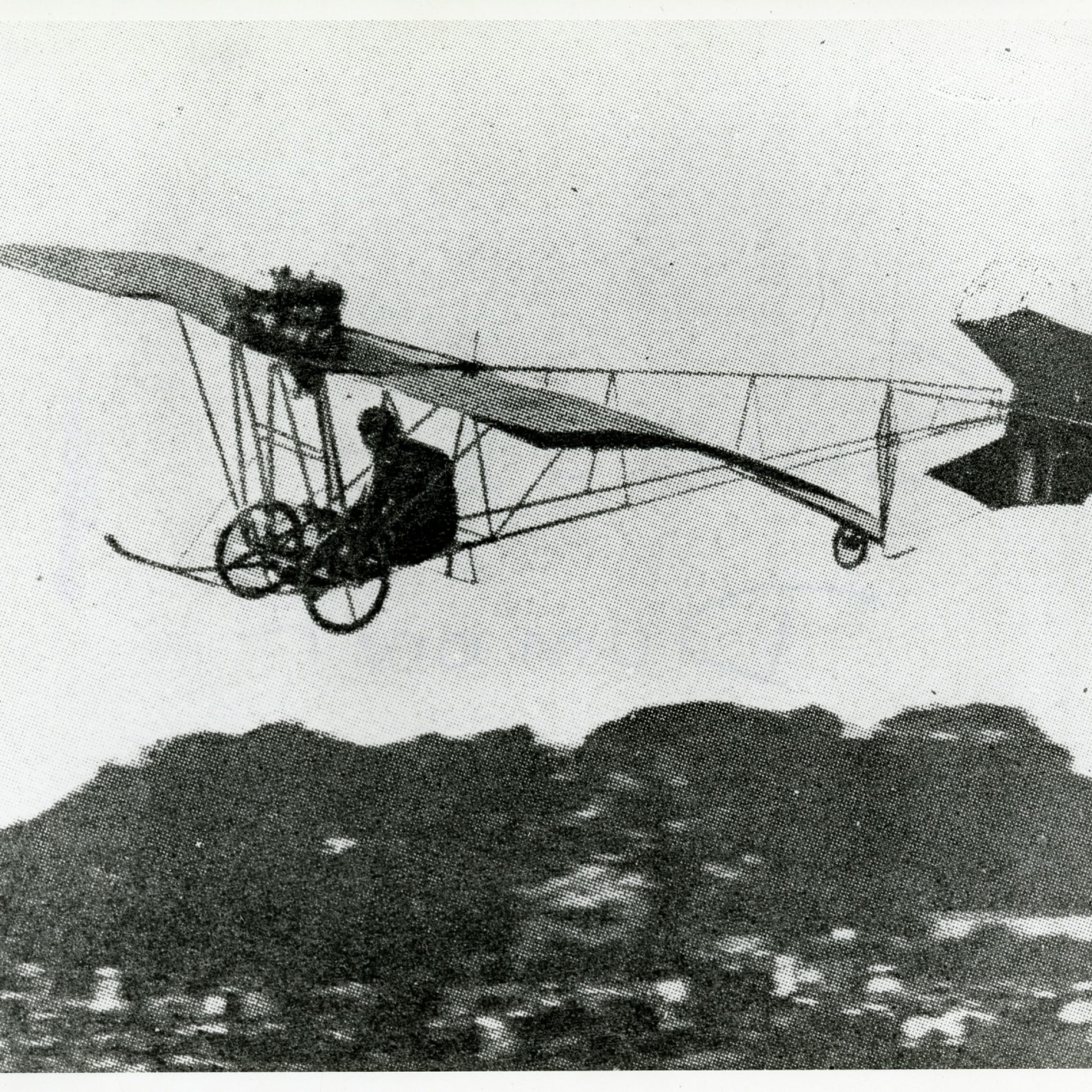 Santos-Dumont-21-Demoiselle.jpeg