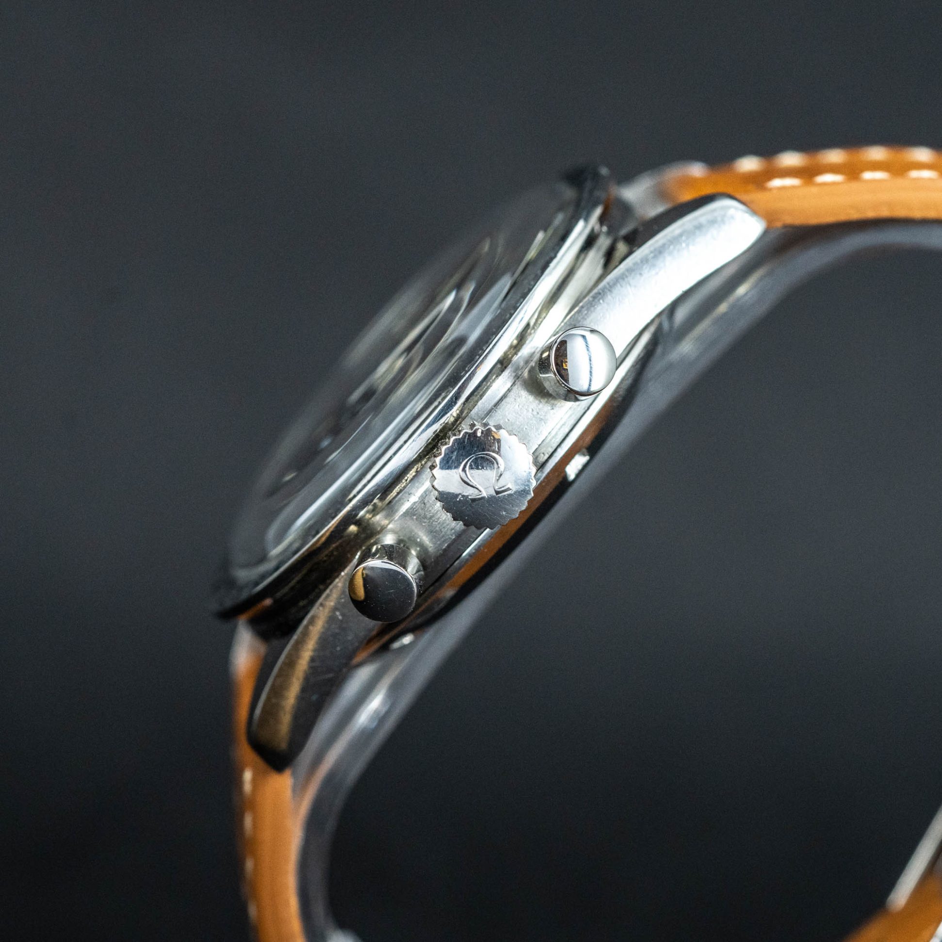Speedmaster_105.003-64-4.jpg