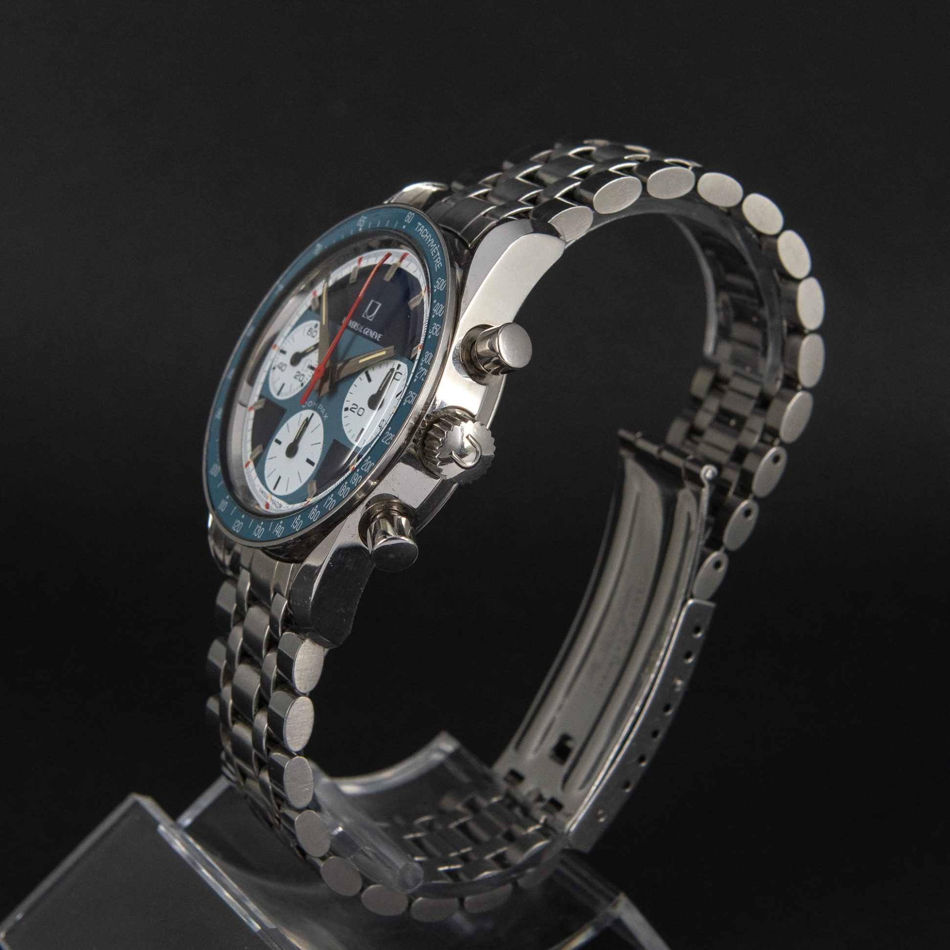 Universal_Exotic-Compax-8.jpg