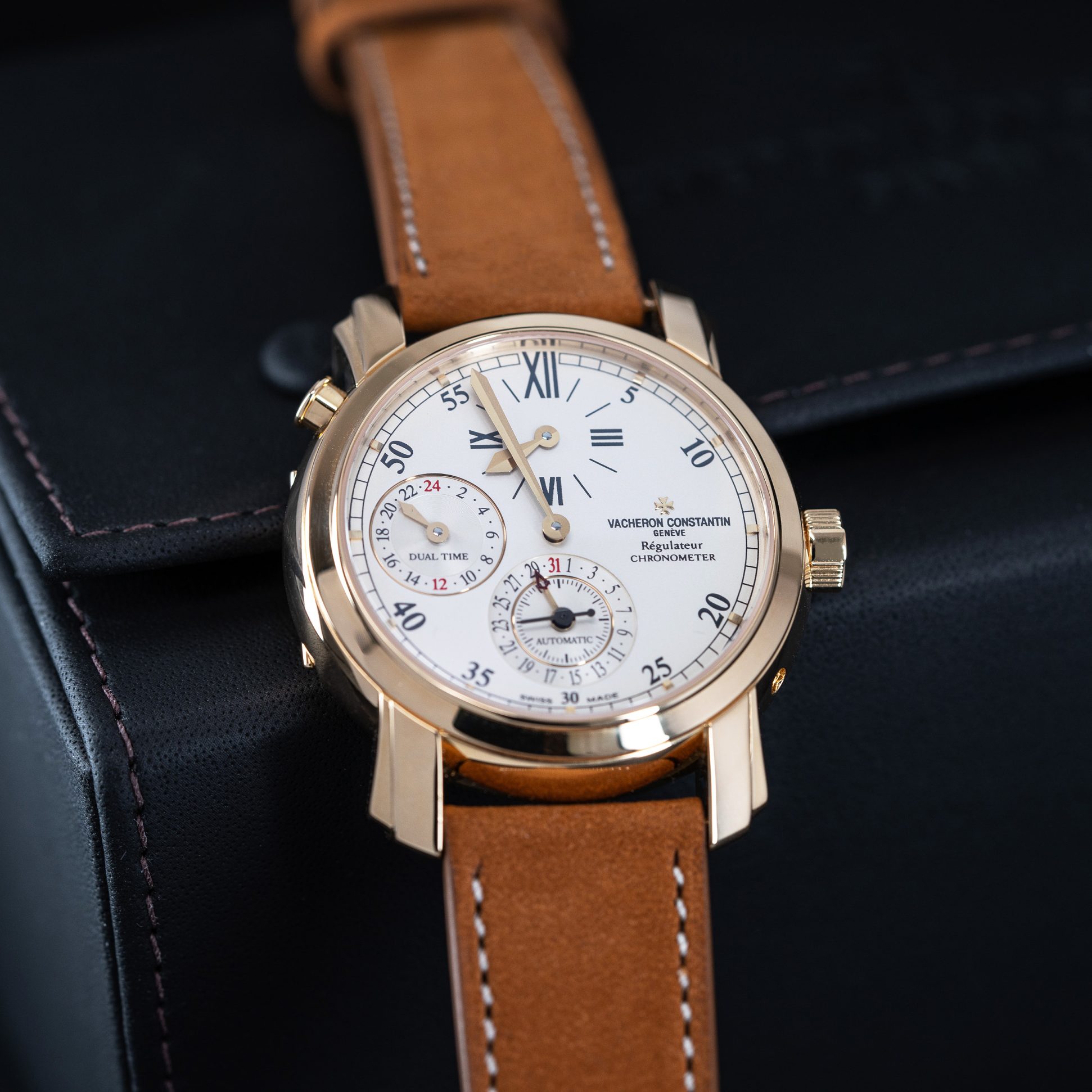 Vacheron_Constantin_Malte_Dual-Time_42005-12.jpg