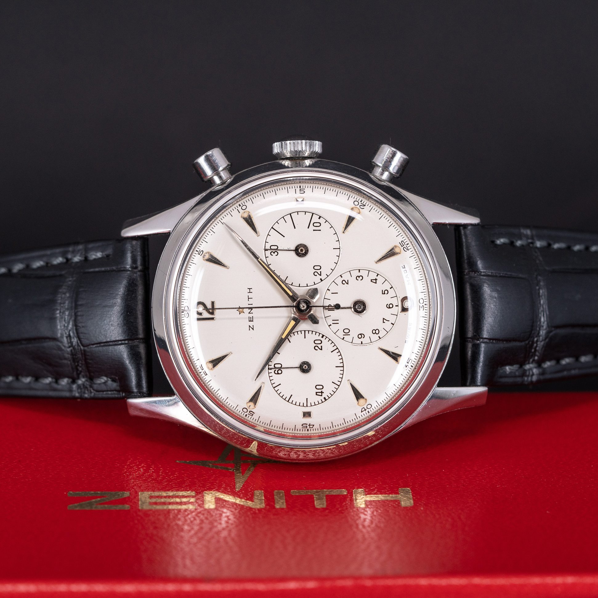 Zenith_kronografi_146-6_1956-8-1.jpg