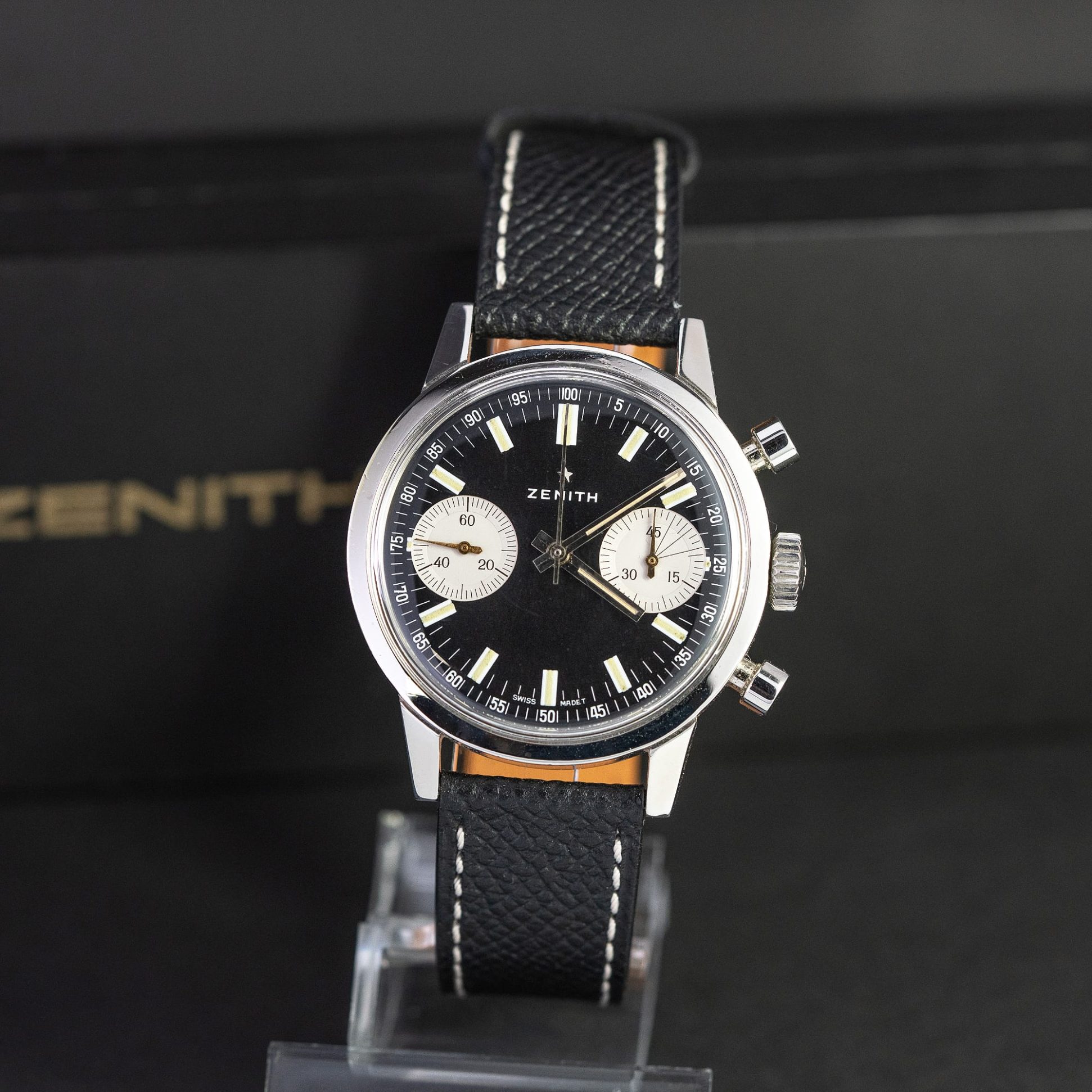 Zenith_kronografi_A279_1969-4.jpg